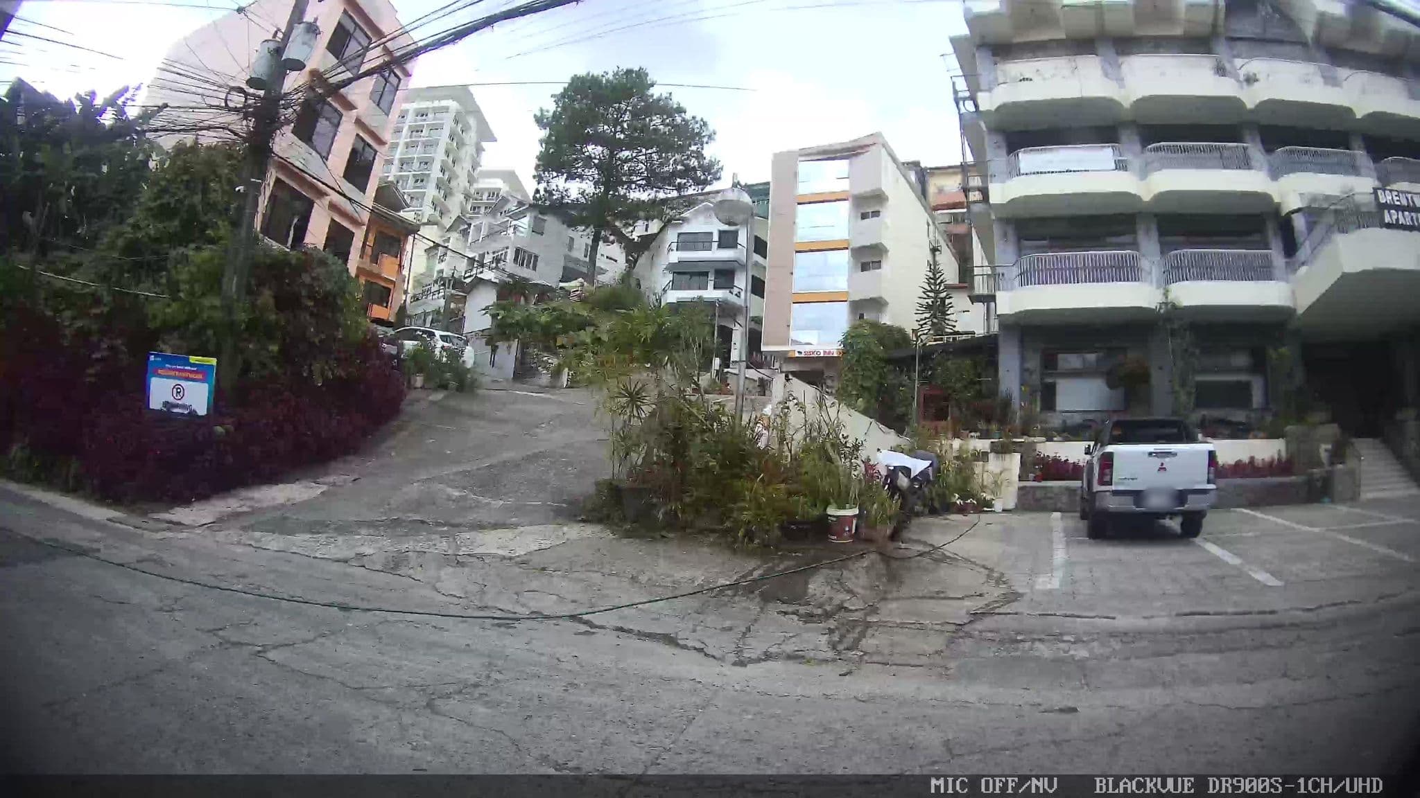 Street view near Brentwood Apartelle, Baguio — © Kaart---LEFT (CC BY-SA · Mapillary)