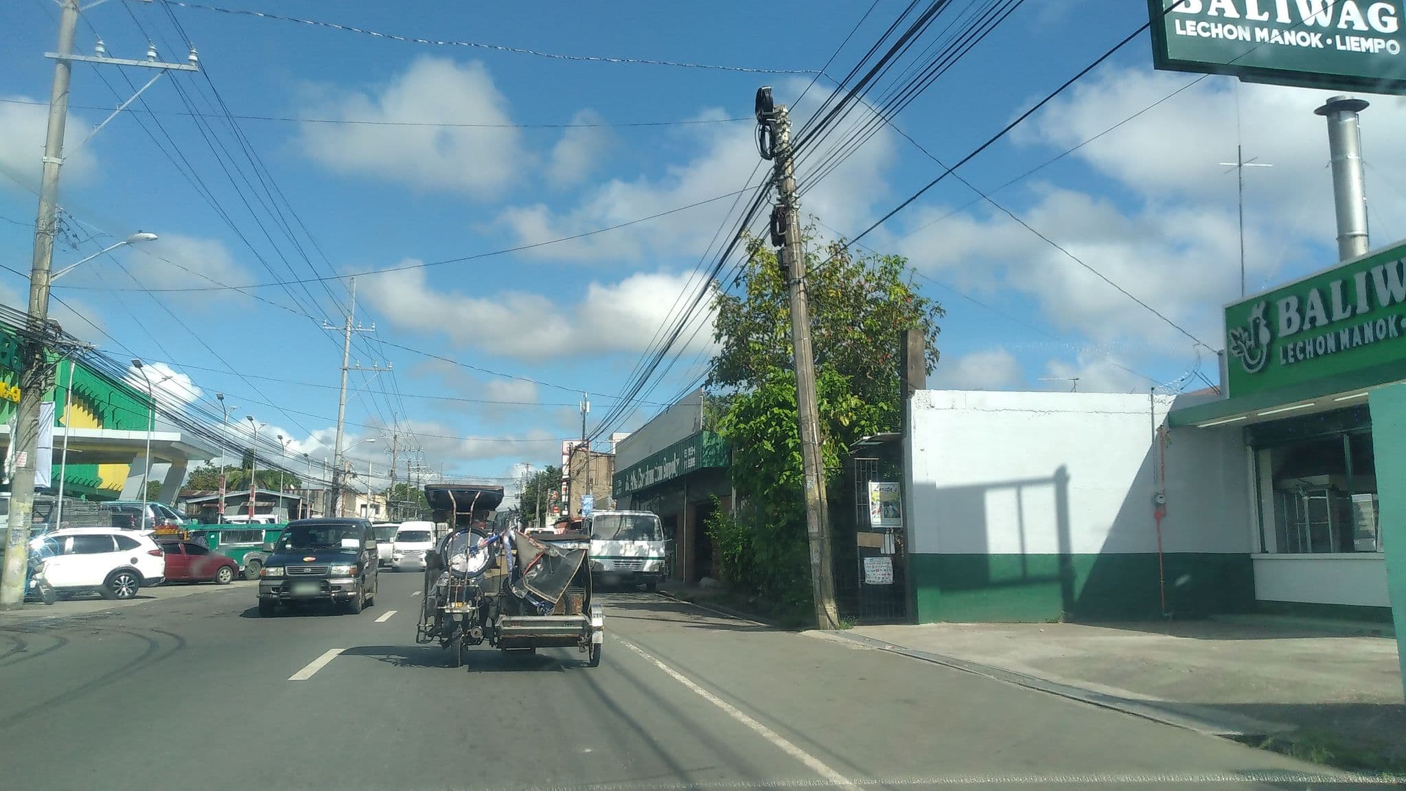 Street view near Hillside Hotel, Lucena — © nickrds09 (CC BY-SA · Mapillary)