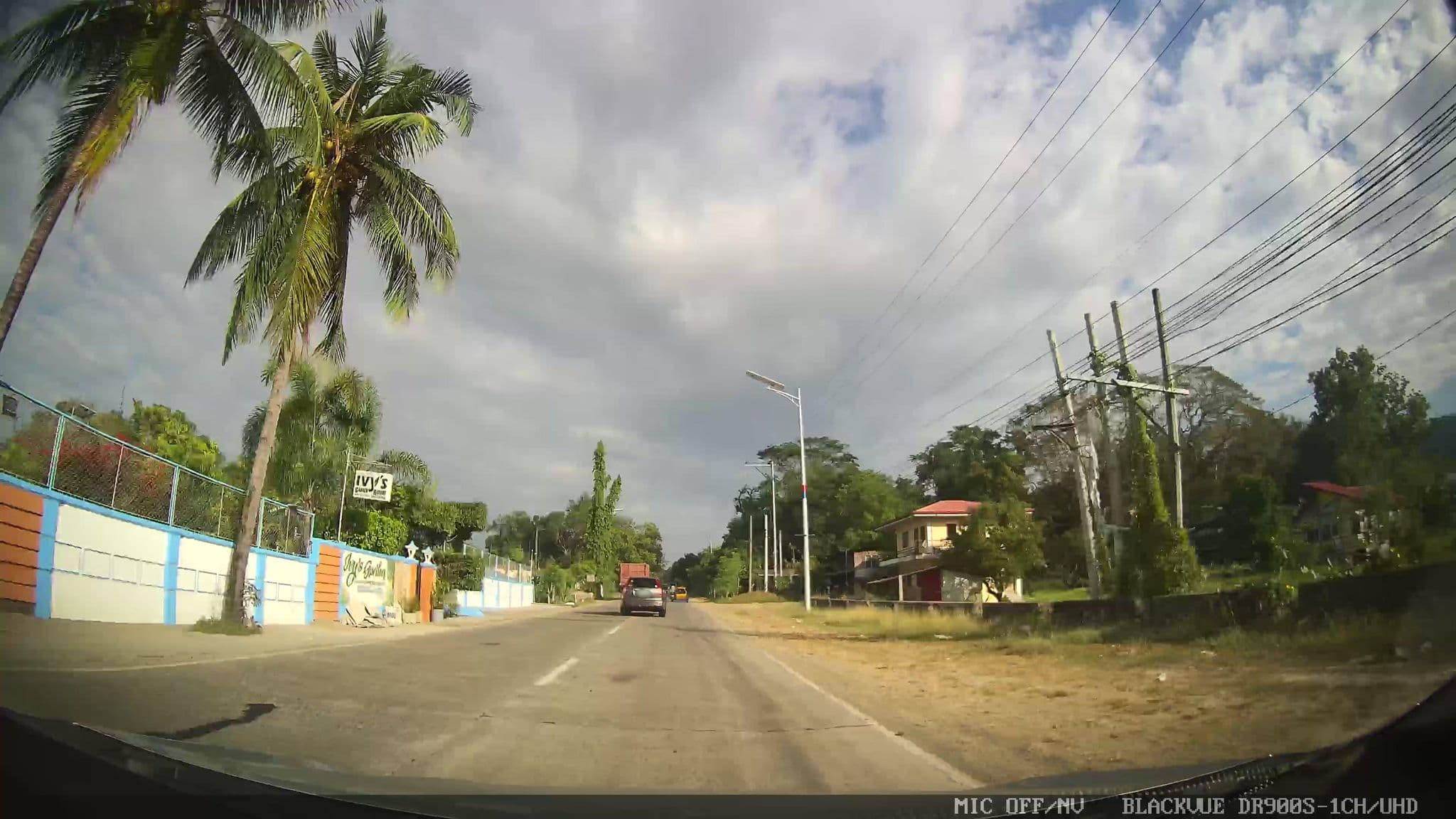 Street view near Ivy's Garden Resort, Acao — © Kaart---FRONT (CC BY-SA · Mapillary)