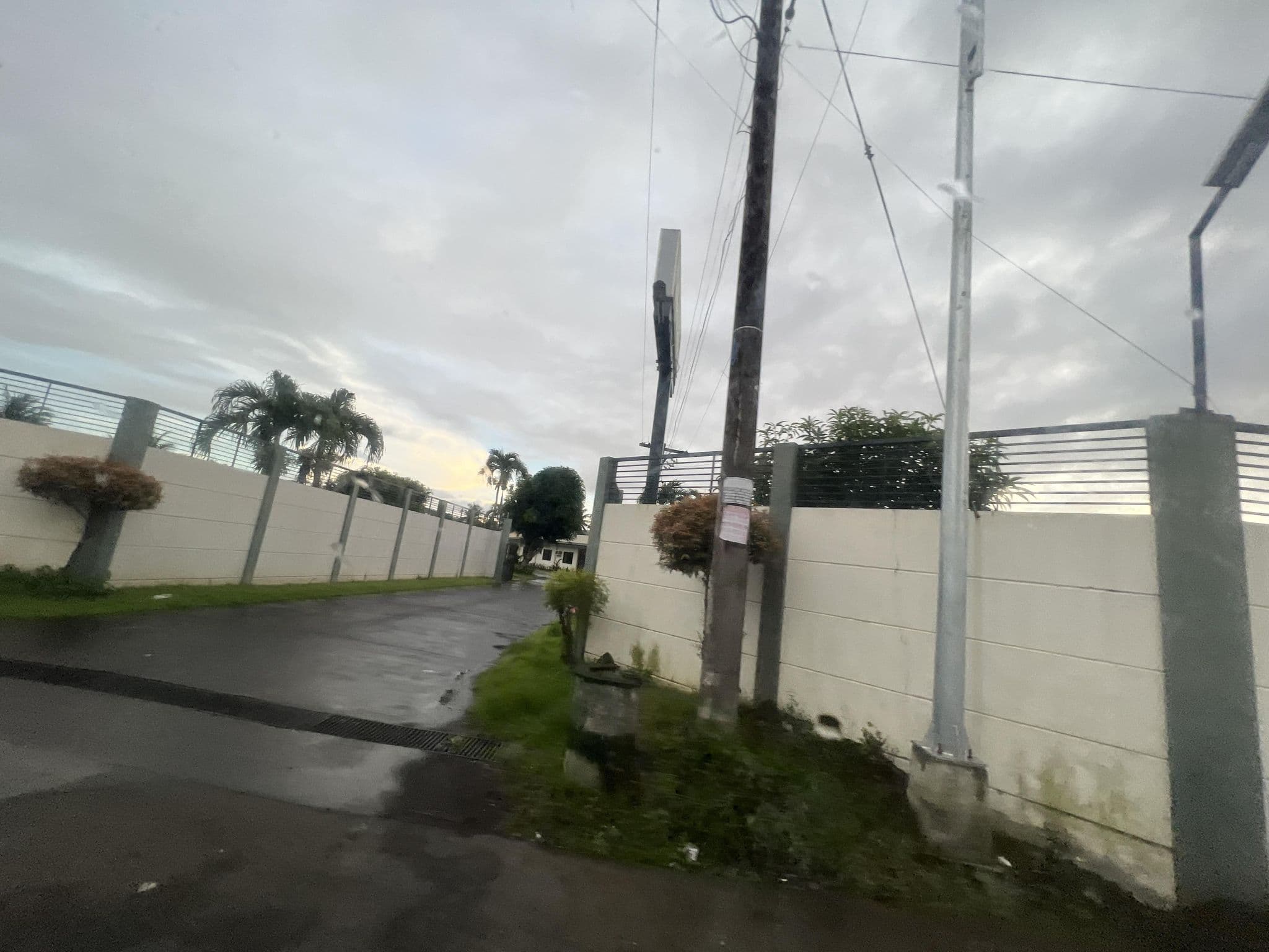 Street view near Neuhaus Inn, Sagpon — © shogohirasawa (CC BY-SA · Mapillary)