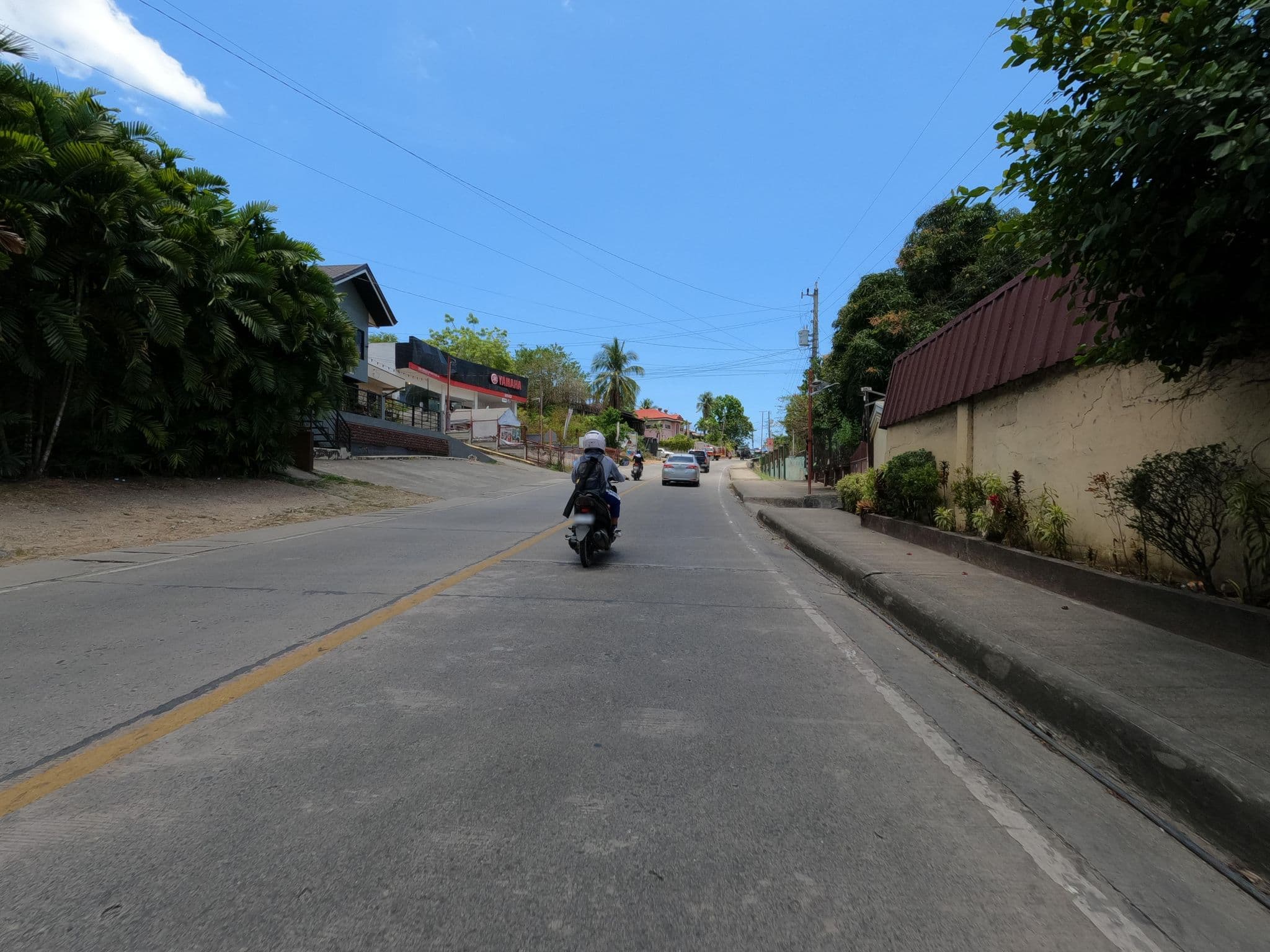 Street view near Tabok Inn & Bistro, Totolan — © GOwin (CC BY-SA · Mapillary)