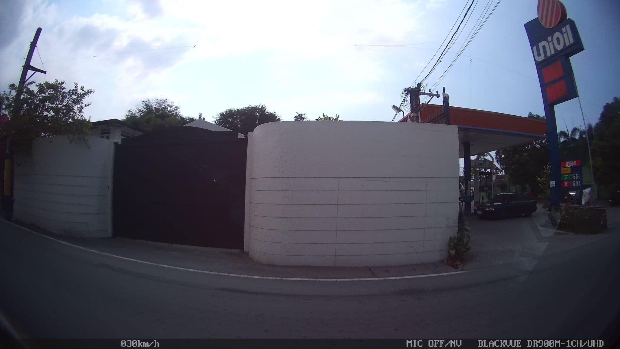 Street view near Gawaran Apartelle, Las Piñas — © kaart_4 (CC BY-SA · Mapillary)