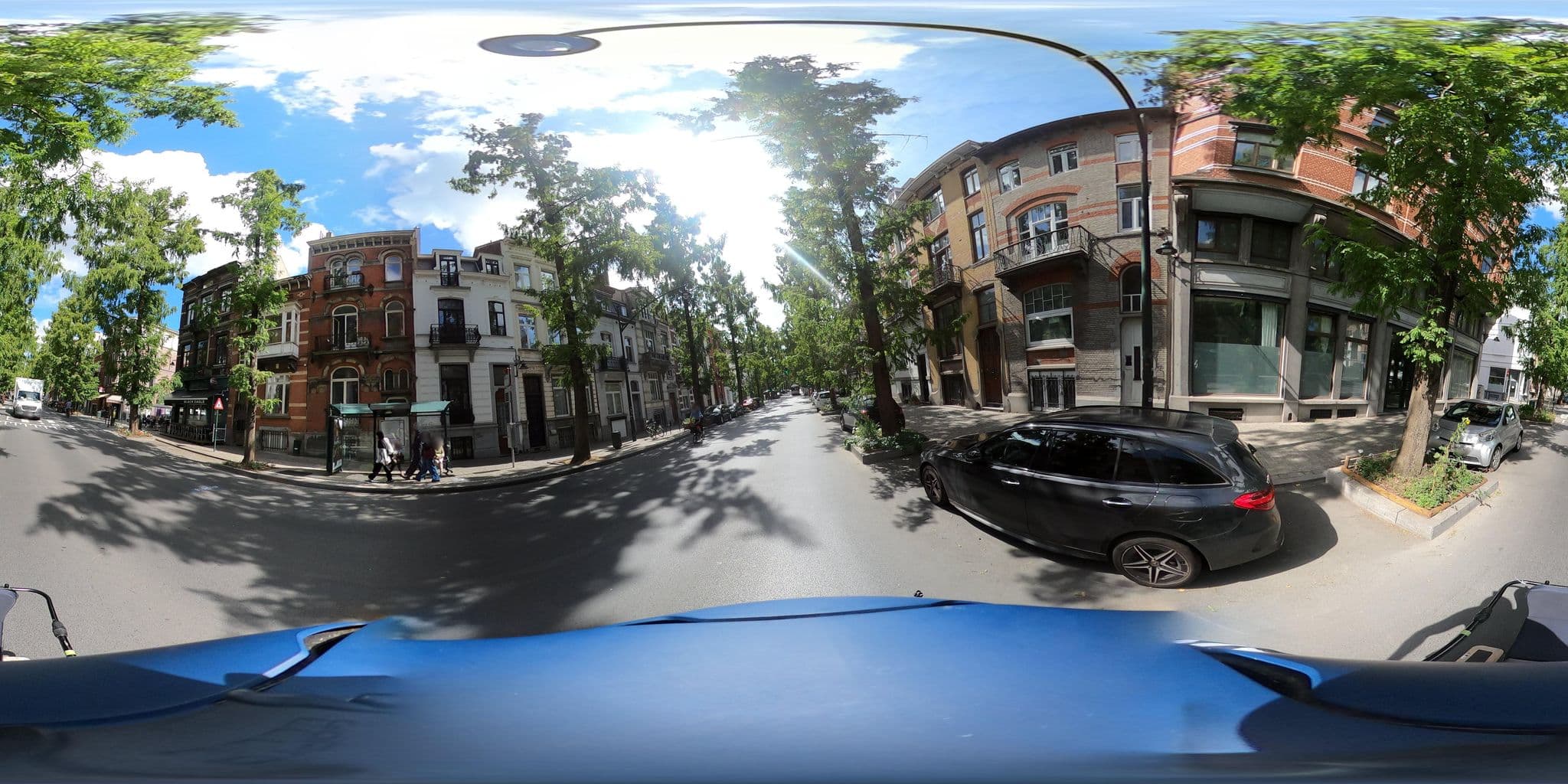 Street view near Berlaymont, Saint-Josse-ten-Noode — © thierry1030 (CC BY-SA · Mapillary)
