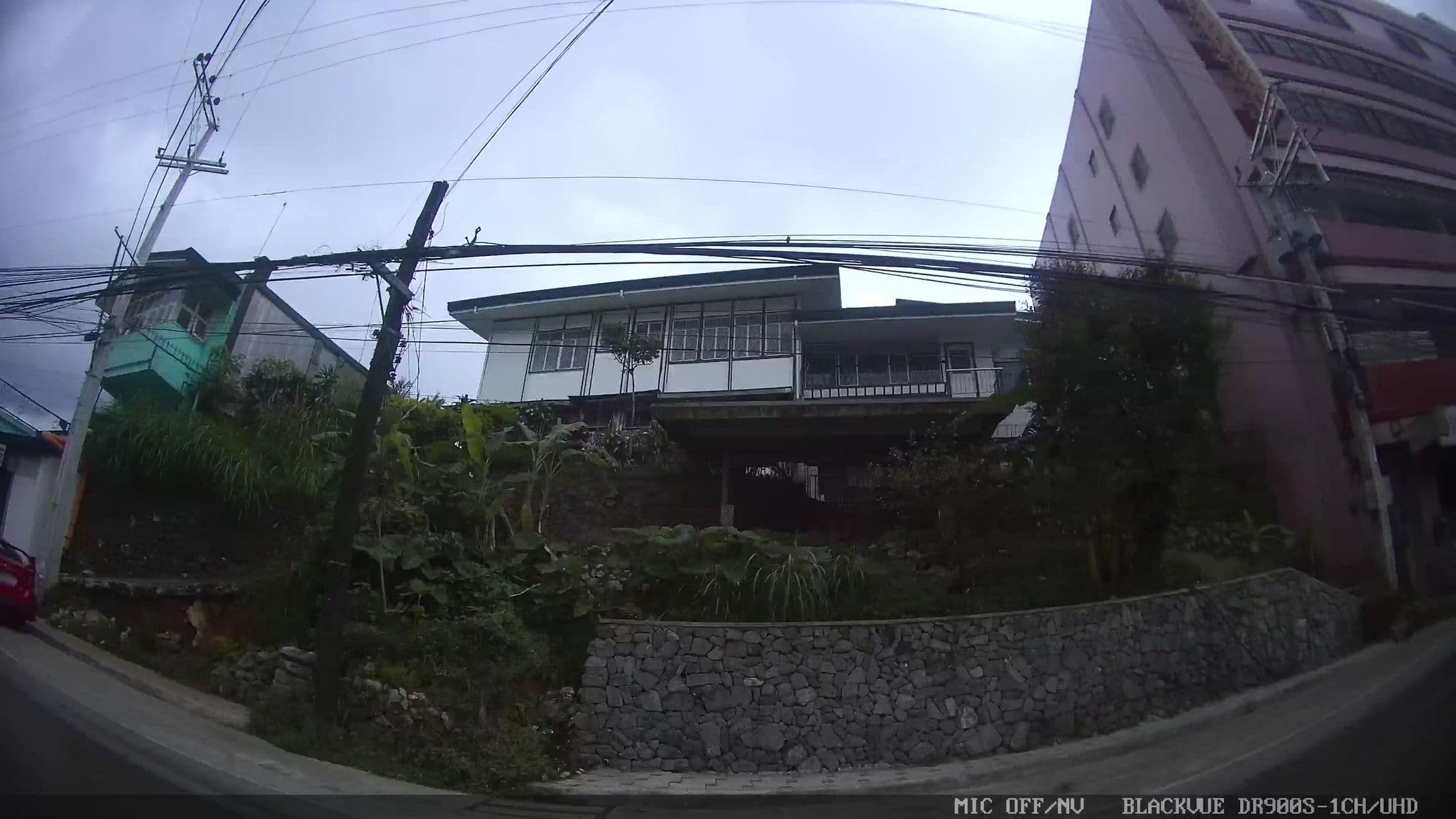 Street view near Skyrise Hotel, Baguio