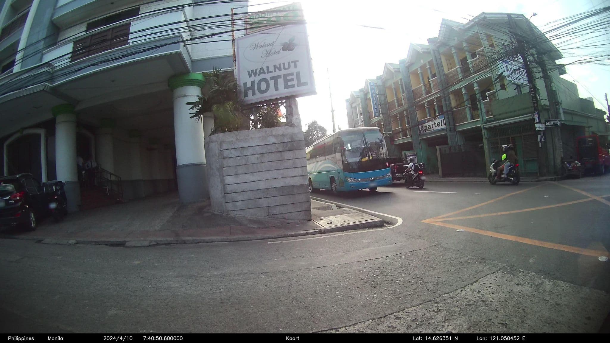 Street view near Marias Place Apartelle, Mariana — © kaart_4 (CC BY-SA · Mapillary)