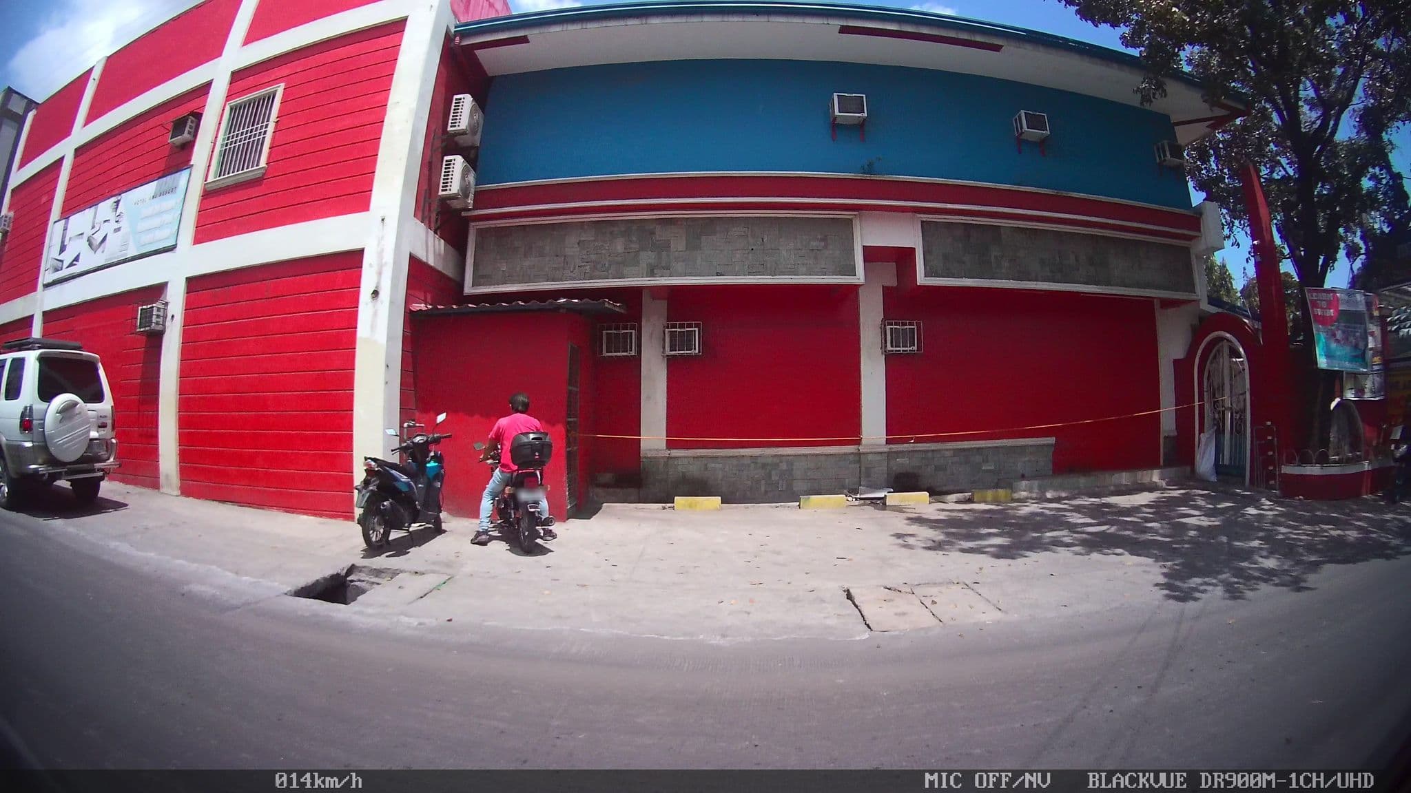 Street view near Sunwind Resort, Ayala Alabang — © kaart_4 (CC BY-SA · Mapillary)
