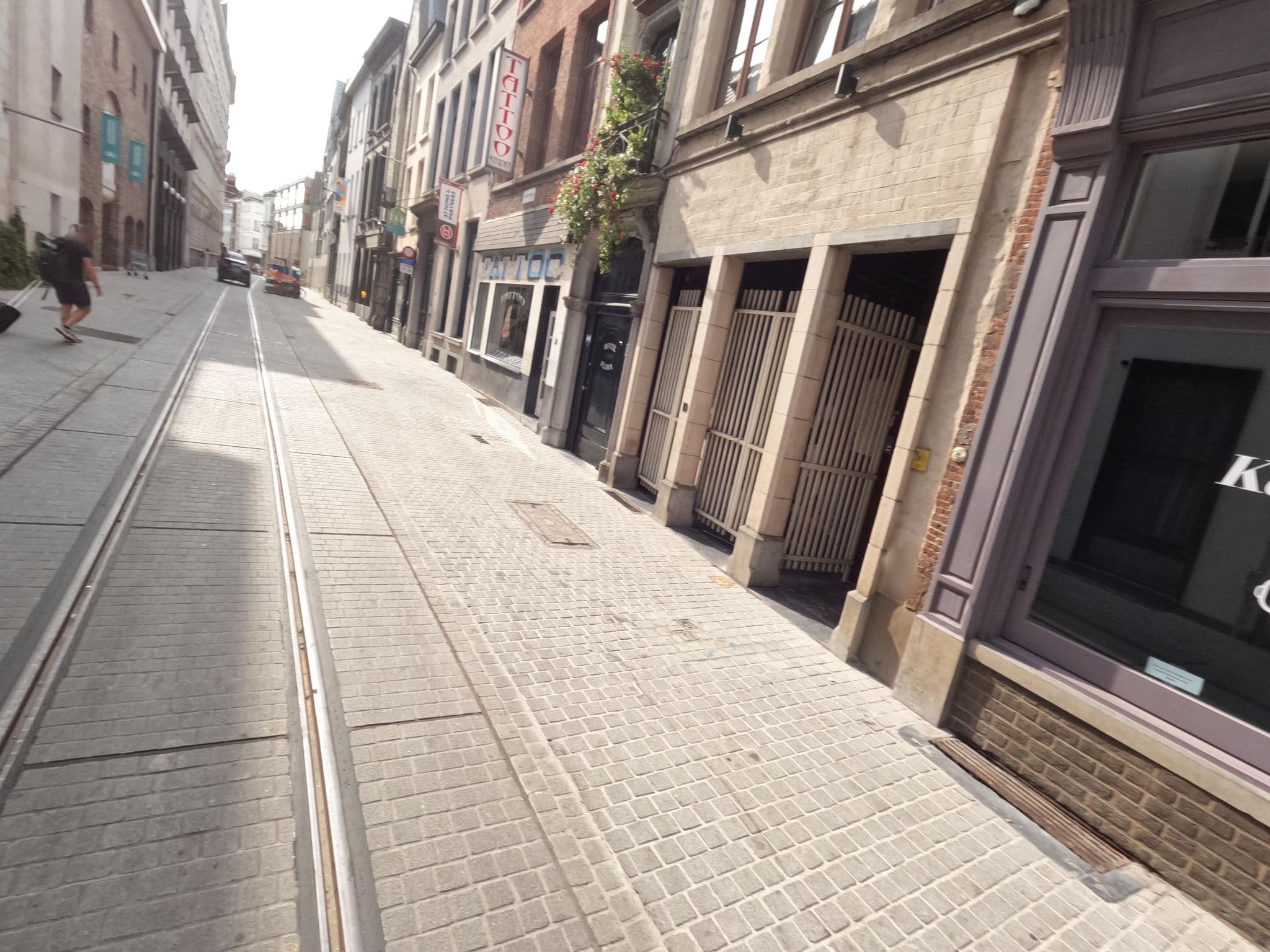 Street view near Hotel Flora, Antwerp — © koninklijke (CC BY-SA · Mapillary)