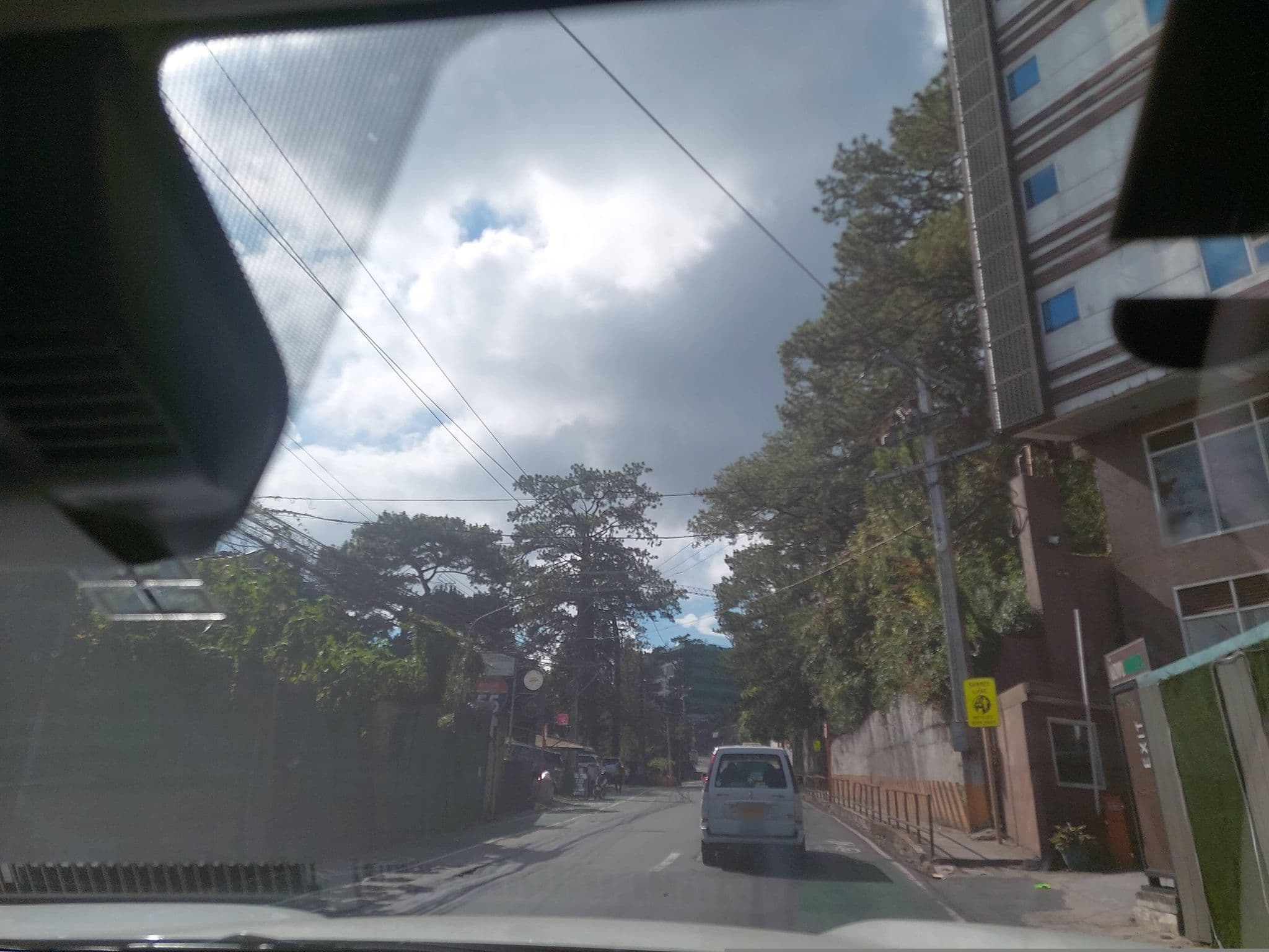 Street view near Ion Hotel, Baguio — © Yivan000 (CC BY-SA · Mapillary)
