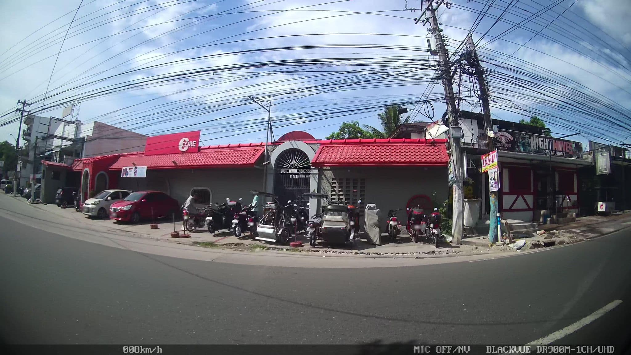 Street view near Grey Hotel, Santol — © kaart_2 (CC BY-SA · Mapillary)