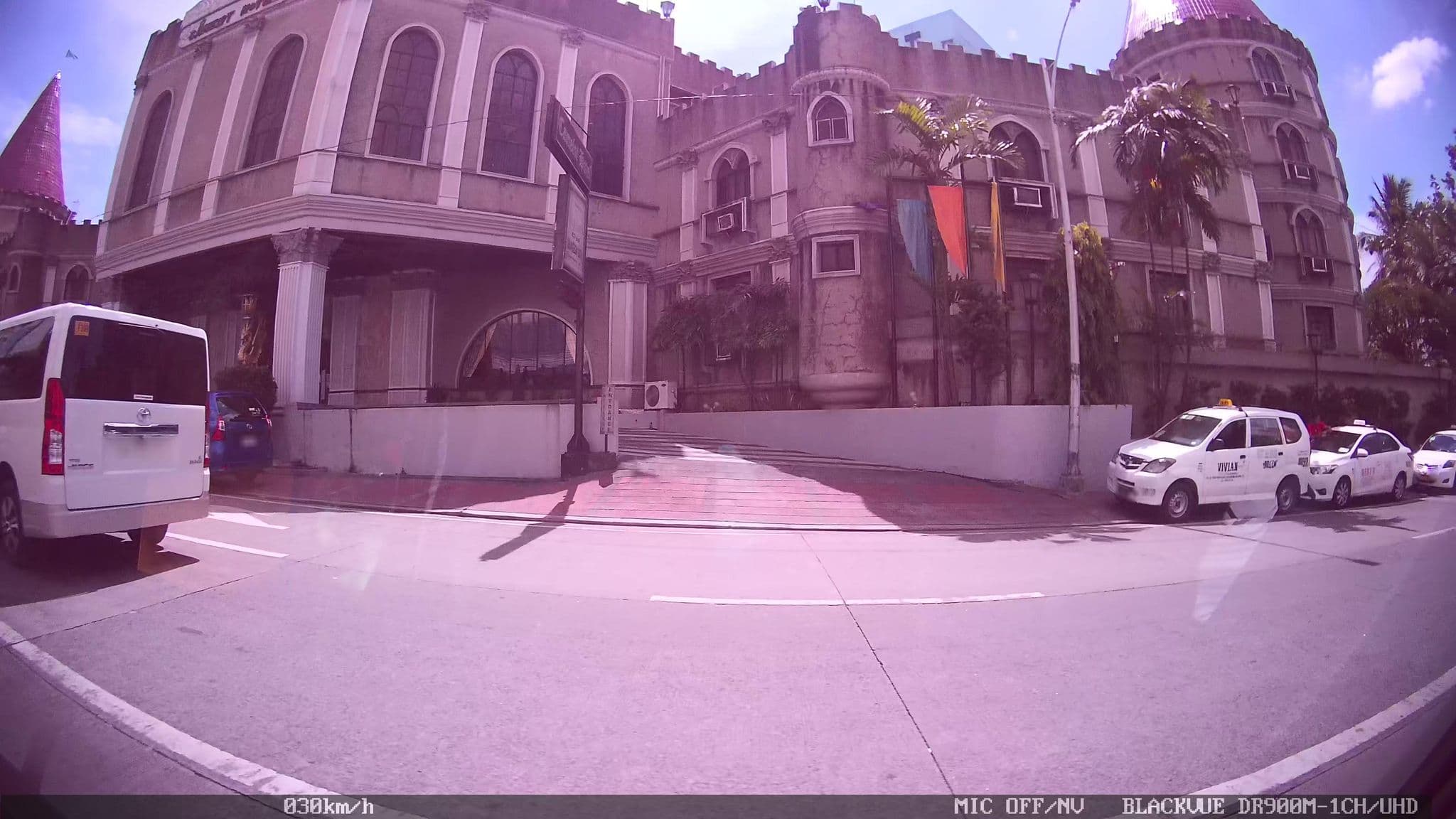 Street view near Camelot Hotel, Bungad — © kaart_4 (CC BY-SA · Mapillary)