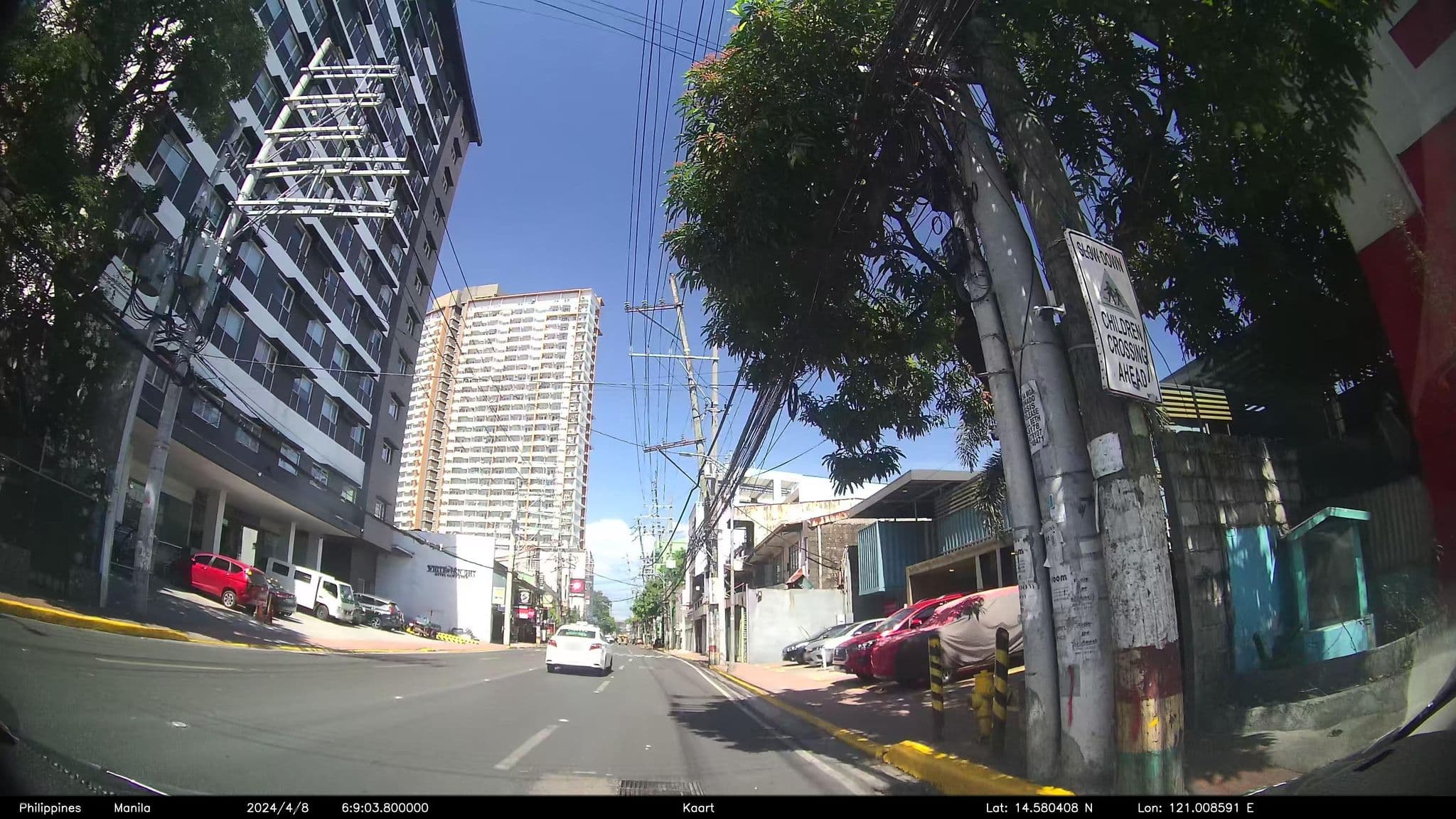 Street view near White Knight Hotel, Namayan — © kaart_4 (CC BY-SA · Mapillary)