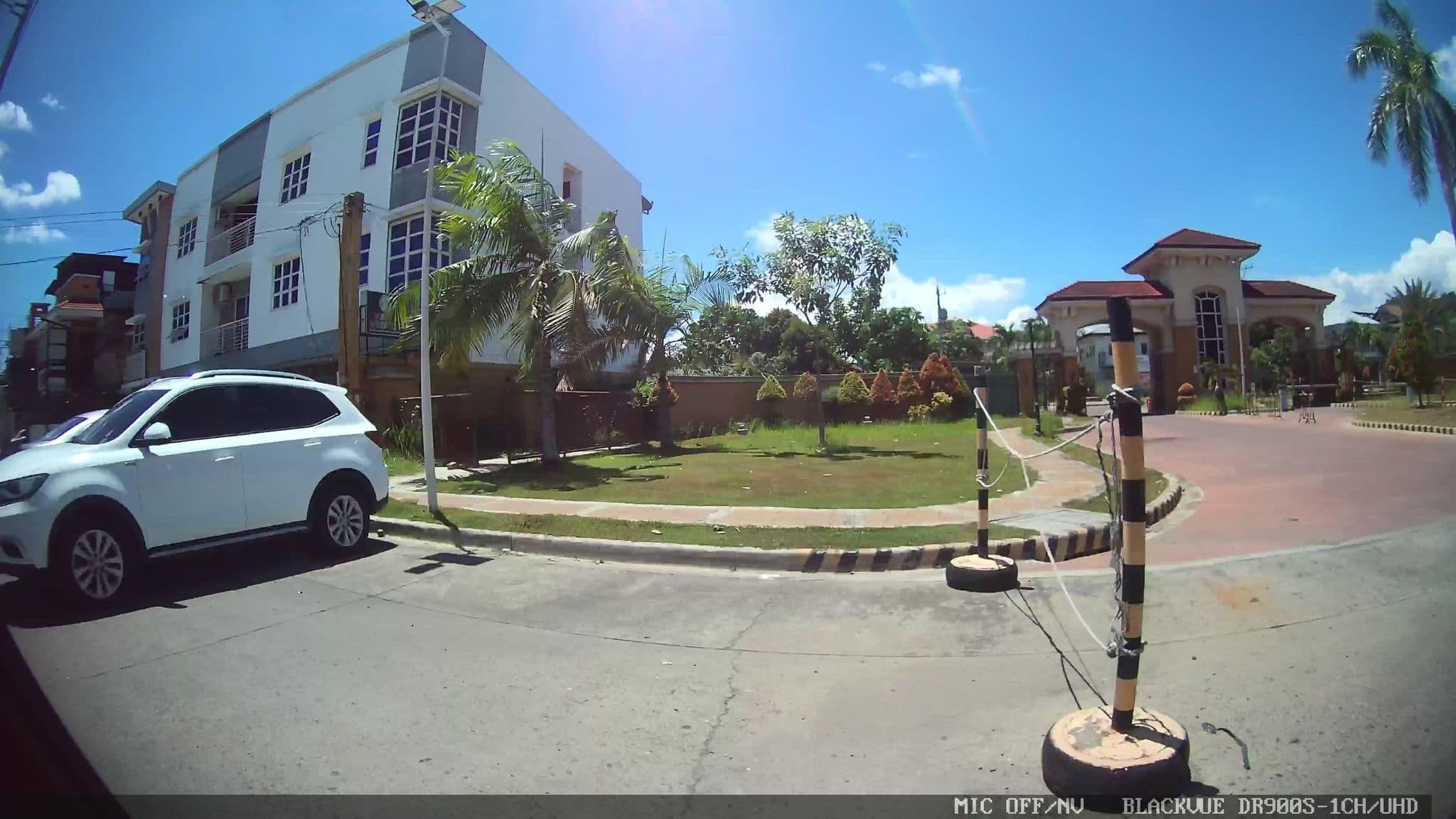 Street view near Lenma Family Inn, Davao — © Kaart---RIGHT (CC BY-SA · Mapillary)