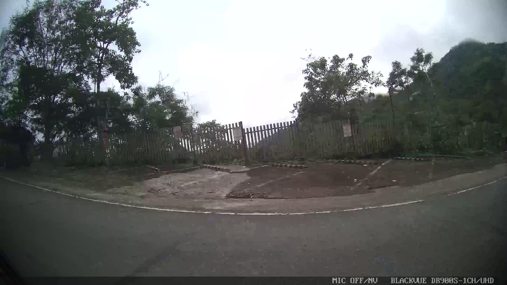 Street view near Arqo Bamboo Villas, Buanoy — © Kaart---LEFT (CC BY-SA · Mapillary)