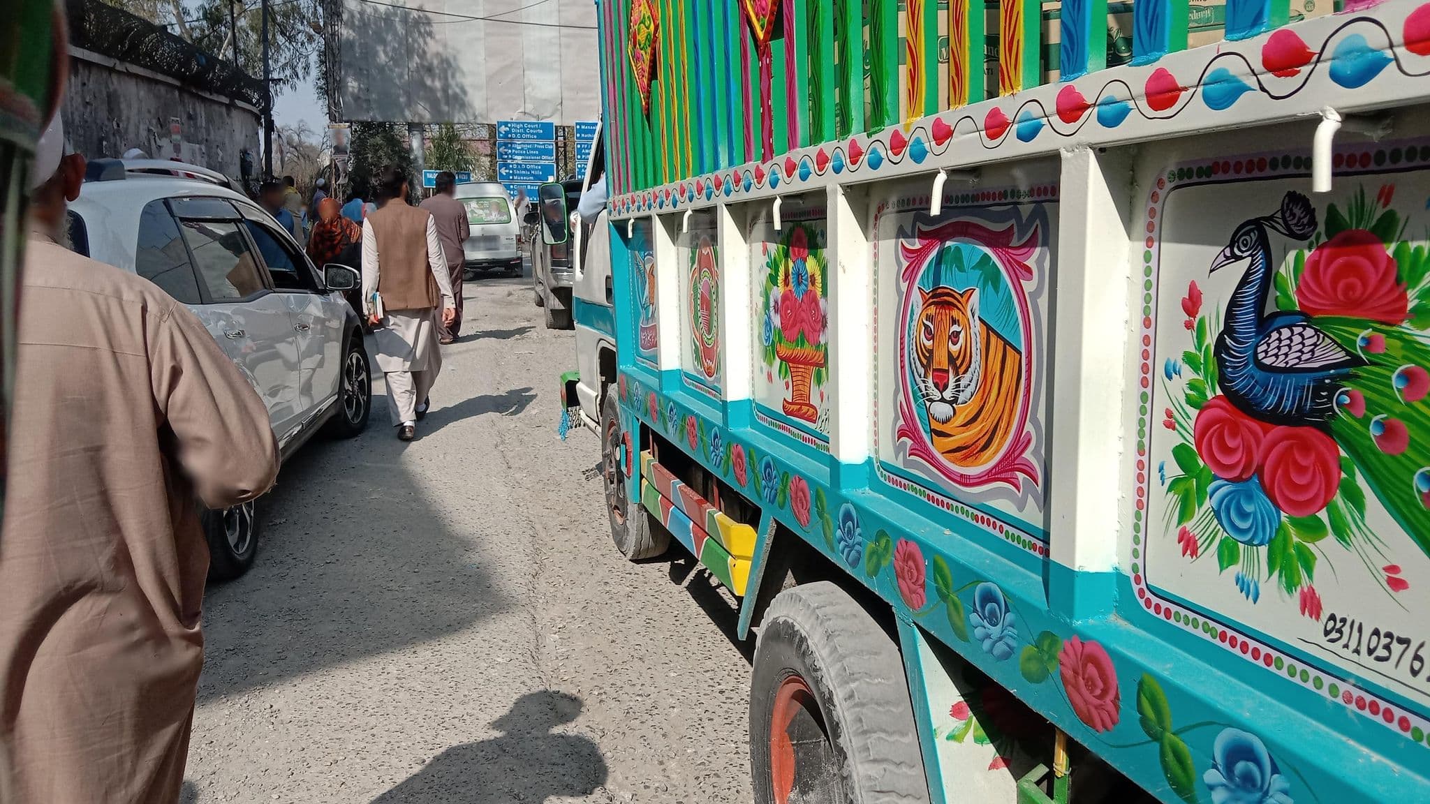 Street view near Hamala Inn, Abbottabad — © RobinGoix (CC BY-SA · Mapillary)