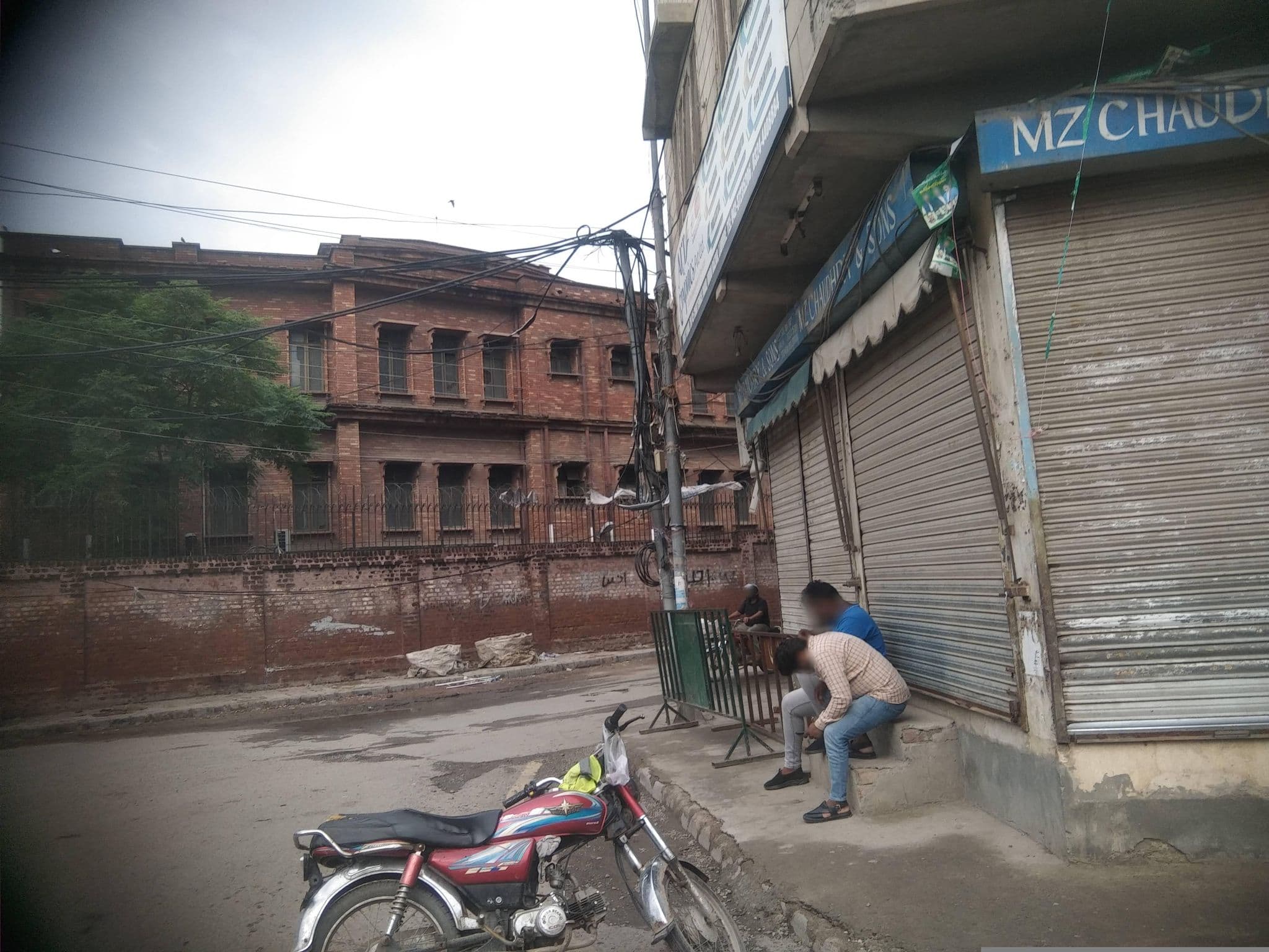 Street view near Gcu Guest House, Lahore — © MShahid345 (CC BY-SA · Mapillary)