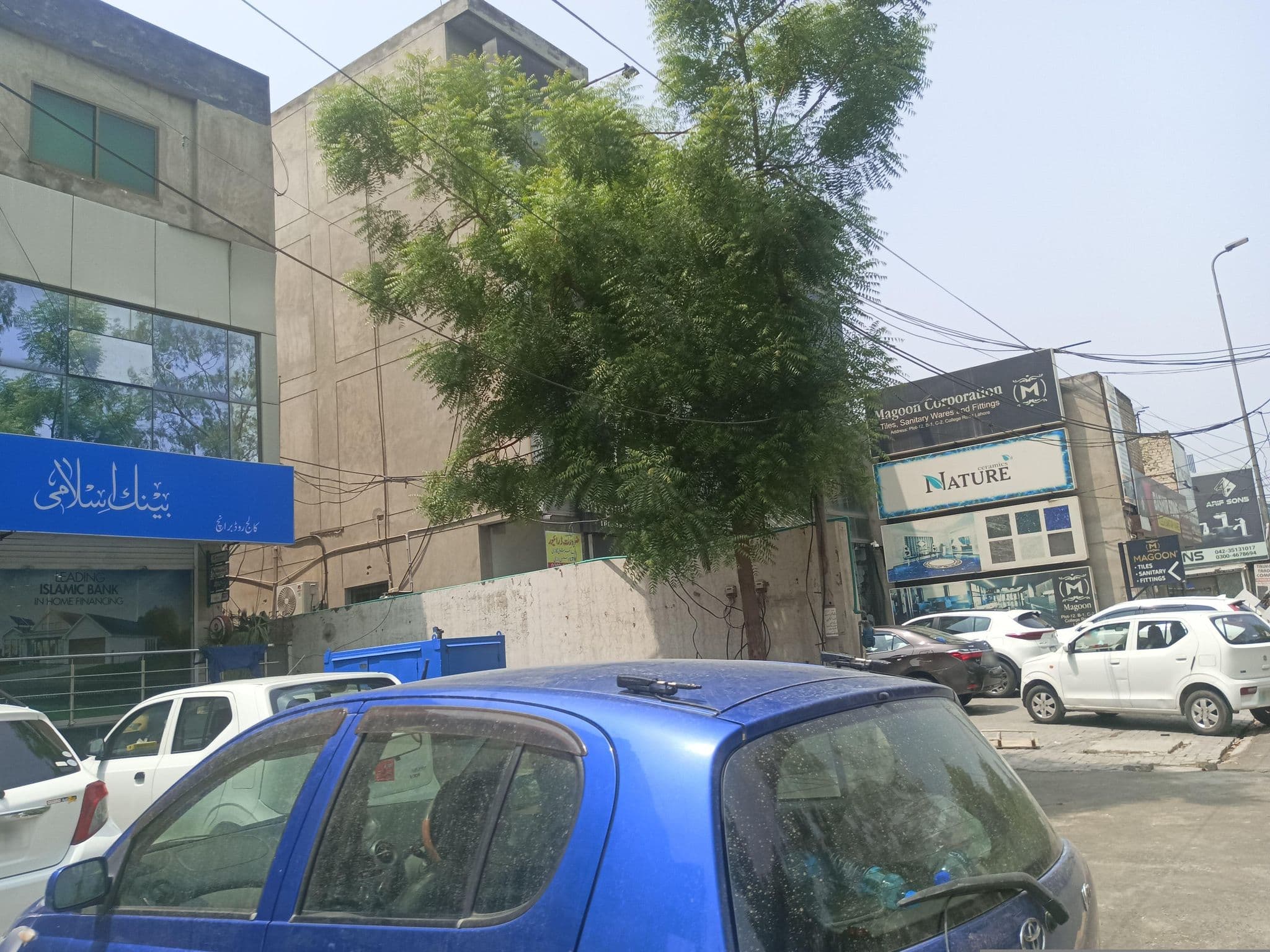 Street view near Ali's Residence, Model Town — © usmangujjar_8 (CC BY-SA · Mapillary)