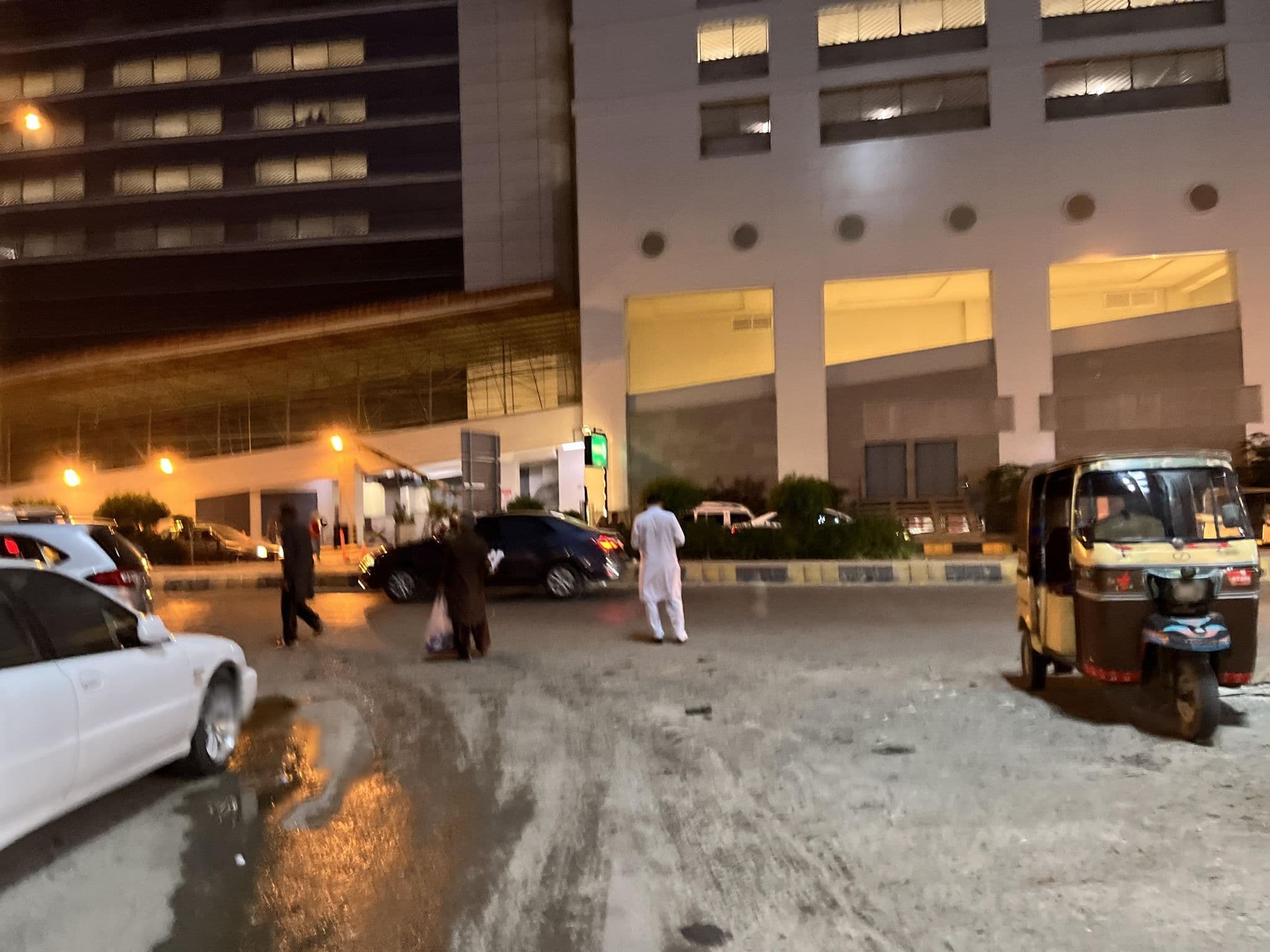 Street view near Seaview Hotel, Karachi