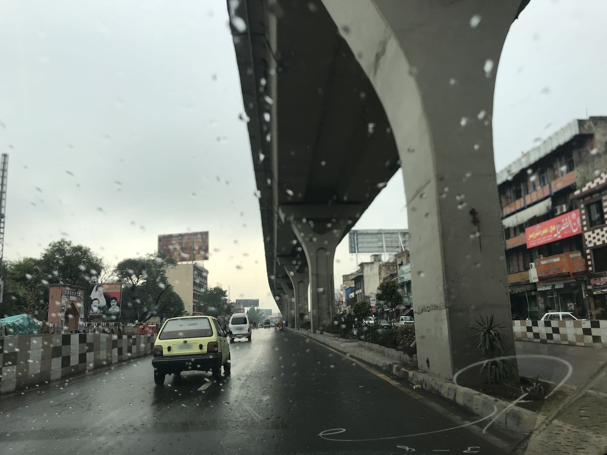 Street view near Hotel Neelam Valley, Rawalpindi