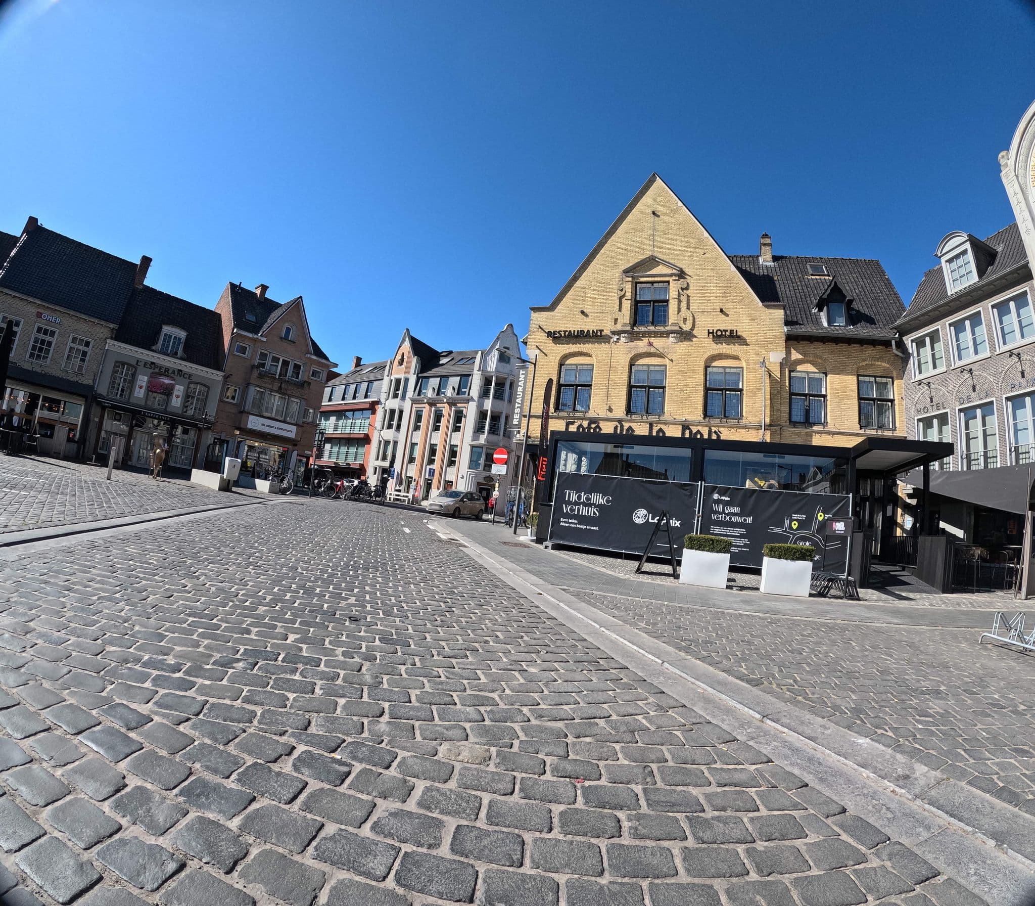 Street view near Hôtel de la Paix, Poperinge — © filipc (CC BY-SA · Mapillary)