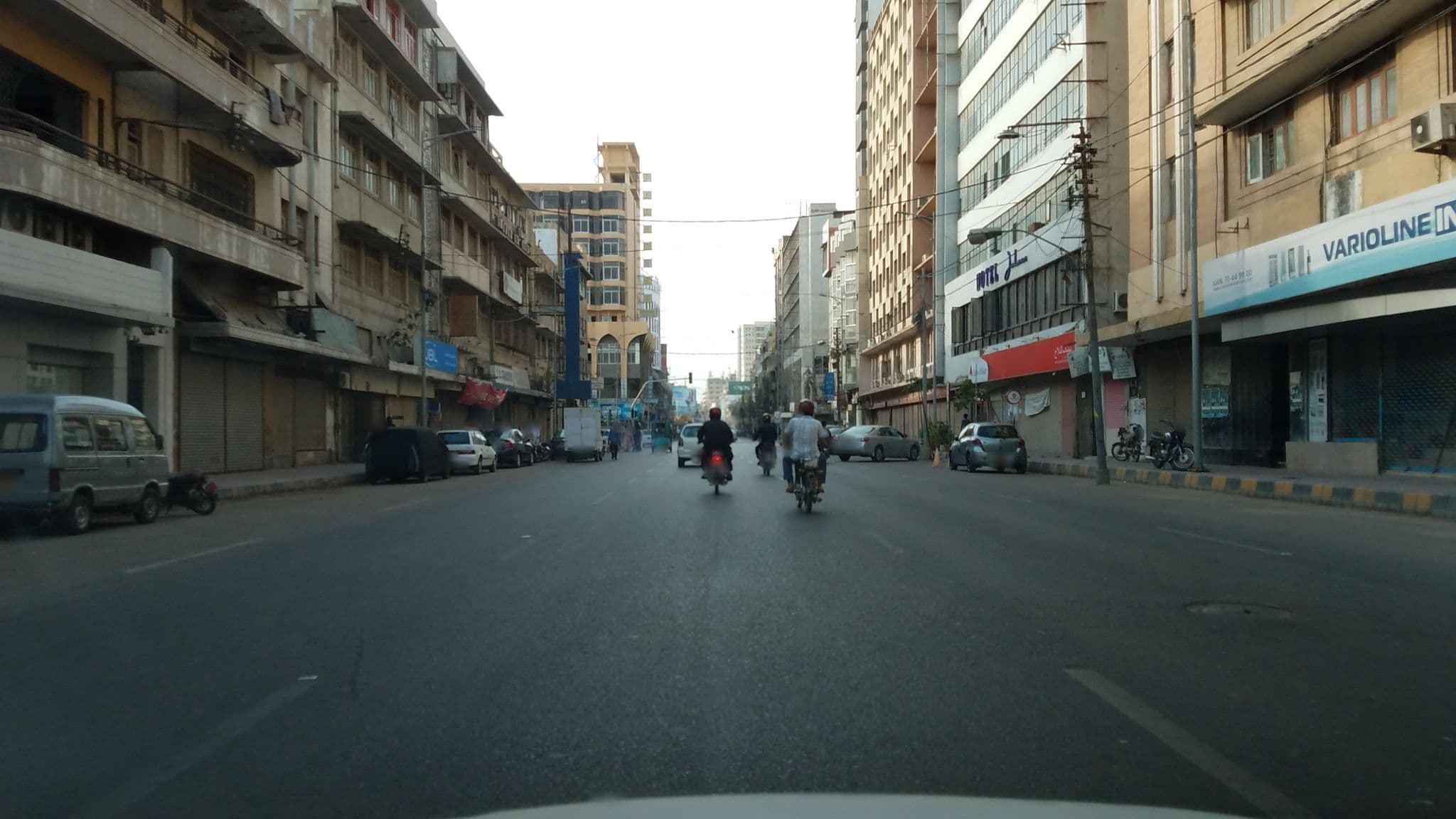 Street view near Hotel Jabees, Karachi