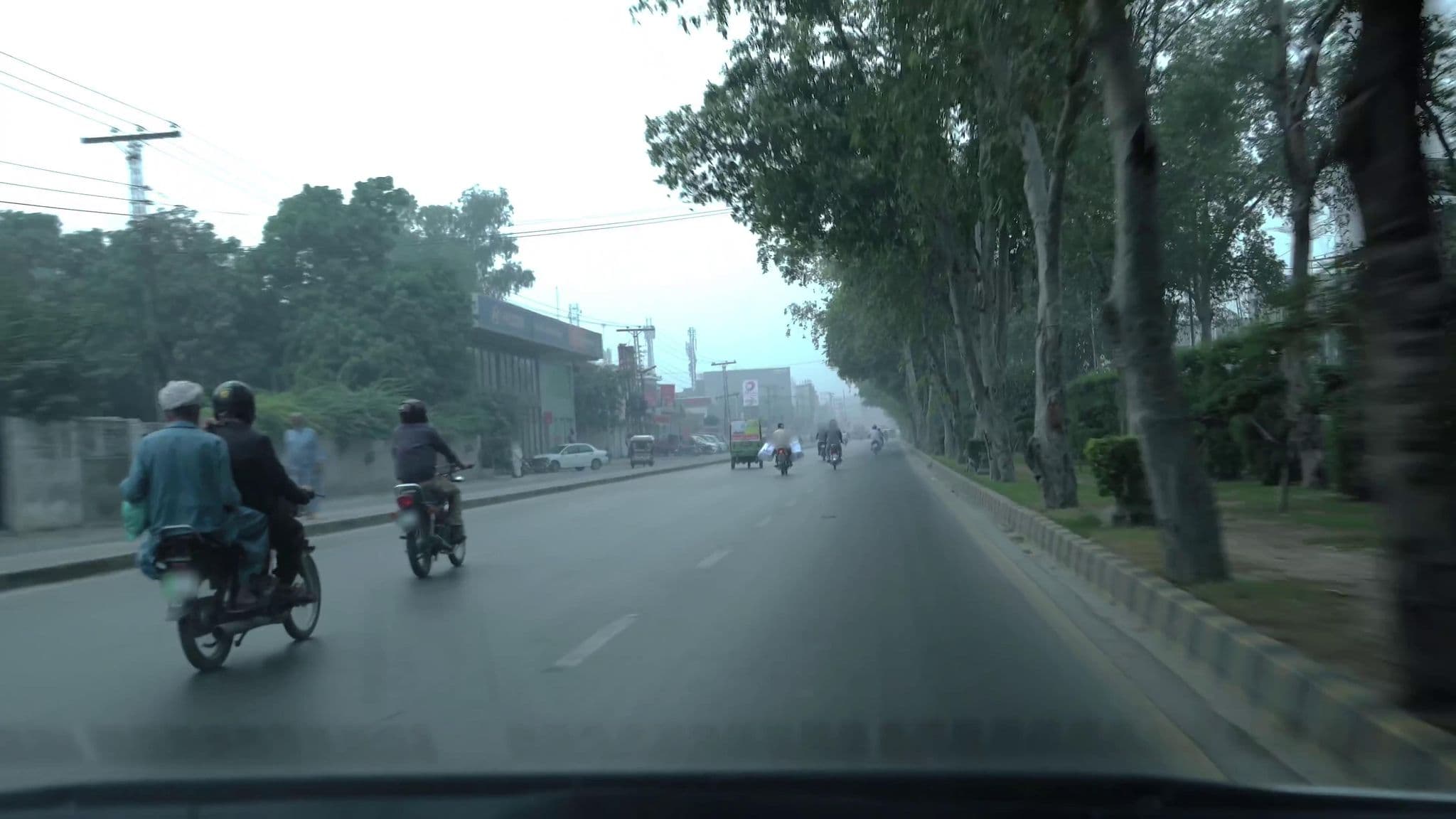 Street view near Safari Hotel Township, Model Town — © cut (CC BY-SA · Mapillary)