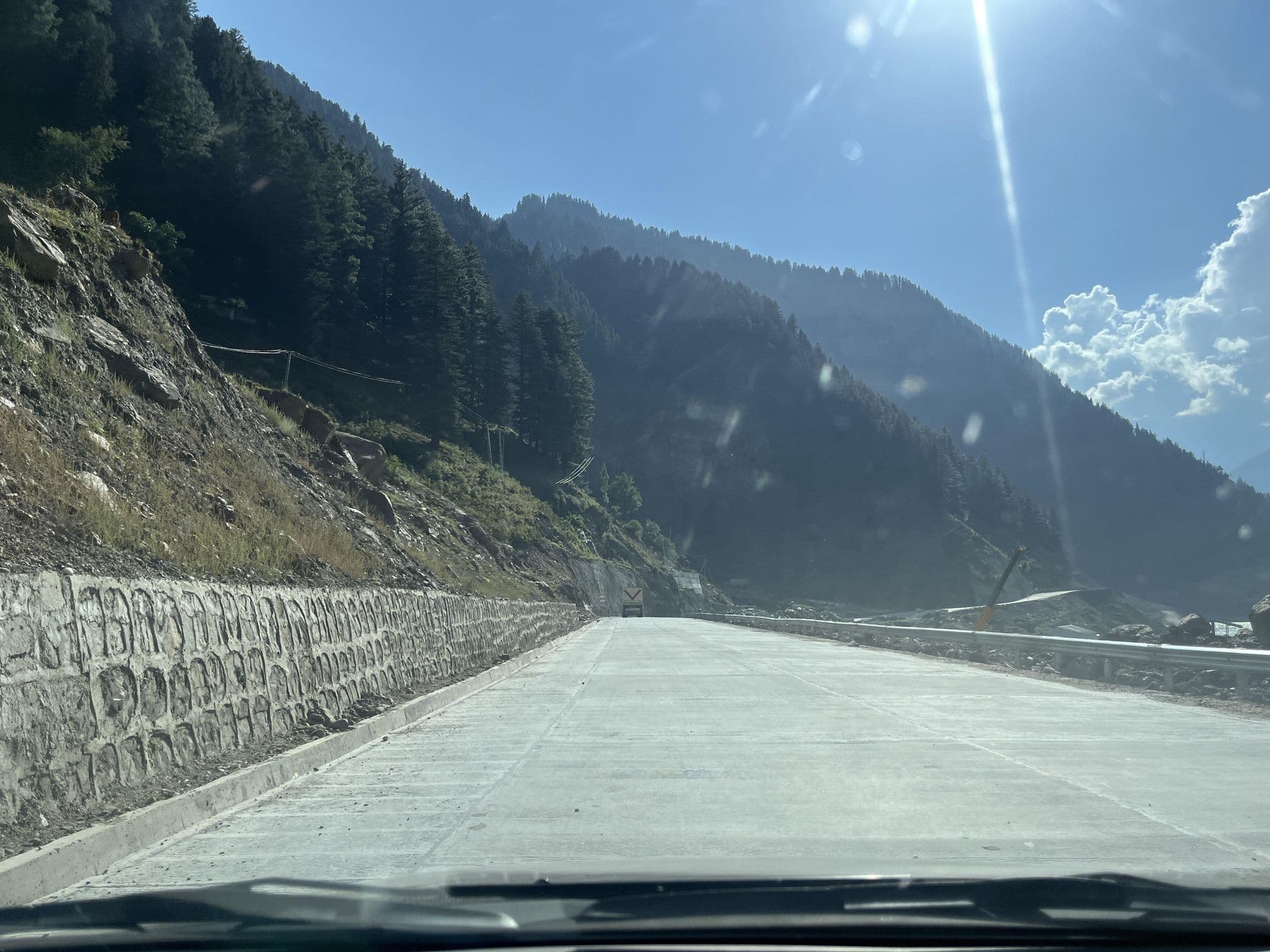 Street view near RAJWAL RESORT HOTEL & RESTAURANT, Dregun — © masterofnoroad (CC BY-SA · Mapillary)