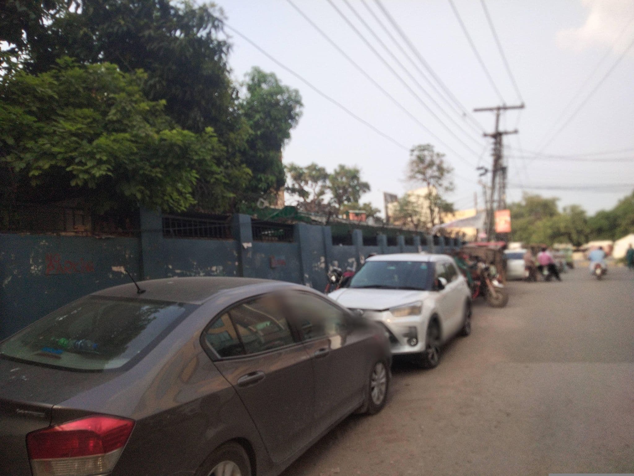 Street view near Ali Umar Hotel & Restaurant, Lahore — © Safeer_Hussain (CC BY-SA · Mapillary)