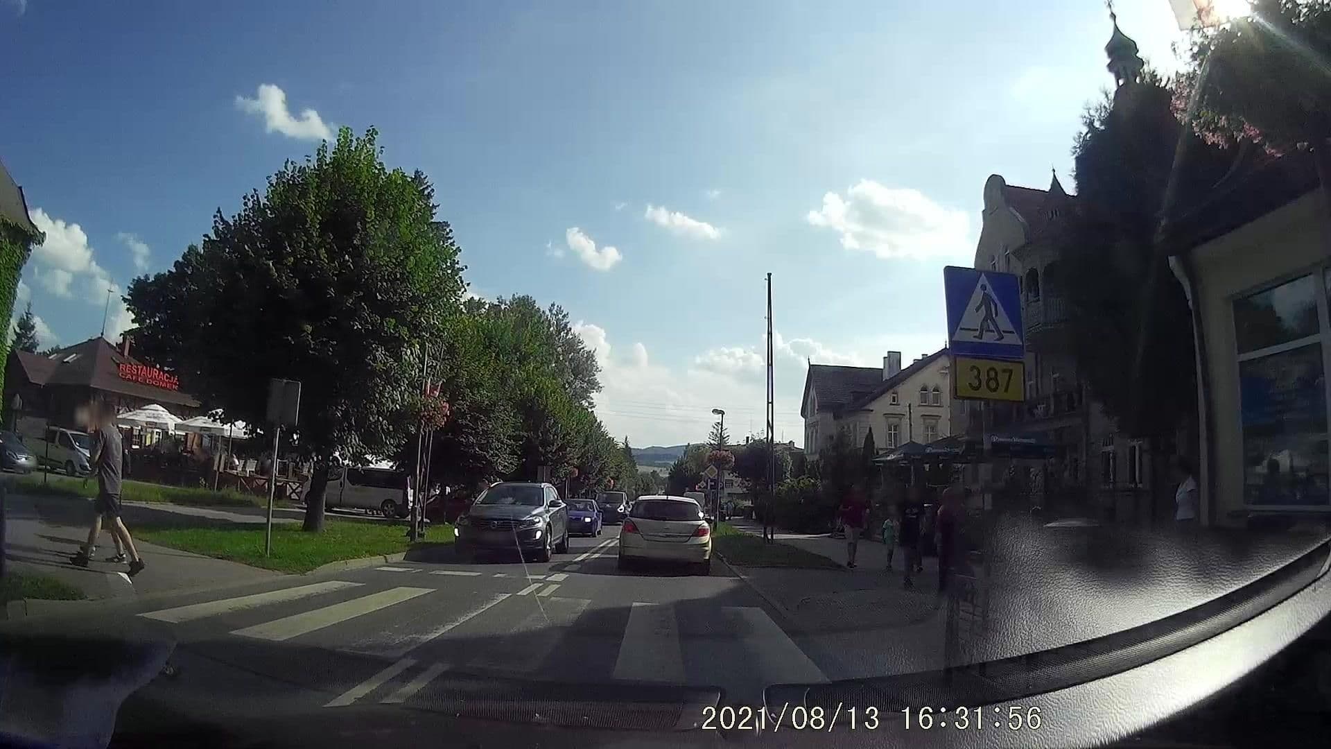 Street view near Amalia, Kudowa-Zdrój — © dasza (CC BY-SA · Mapillary)