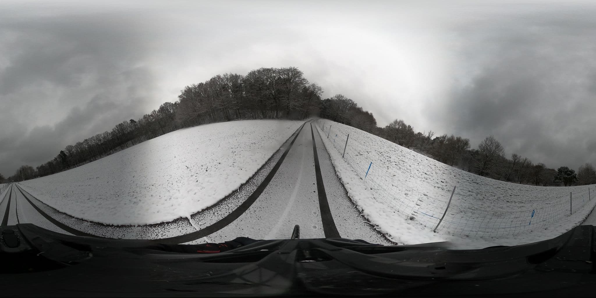 Street view near Biwakplatz für Wasser- und Radwanderer am Ein- und Ausstieg Sagar, Łęknica — © Avocadocreme (CC BY-SA · Mapillary)