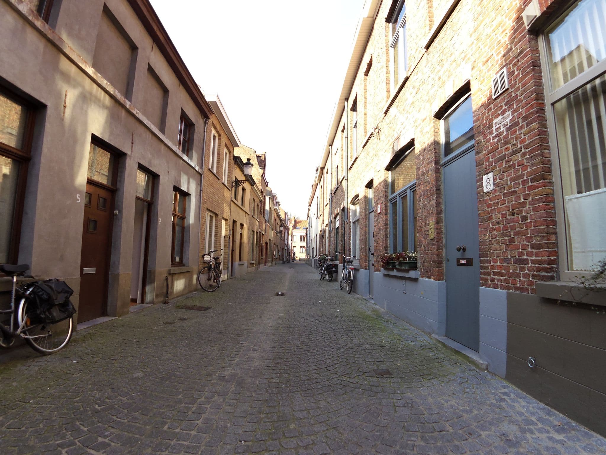 Street view near Karos, Brugge — © zors1843 (CC BY-SA · Mapillary)