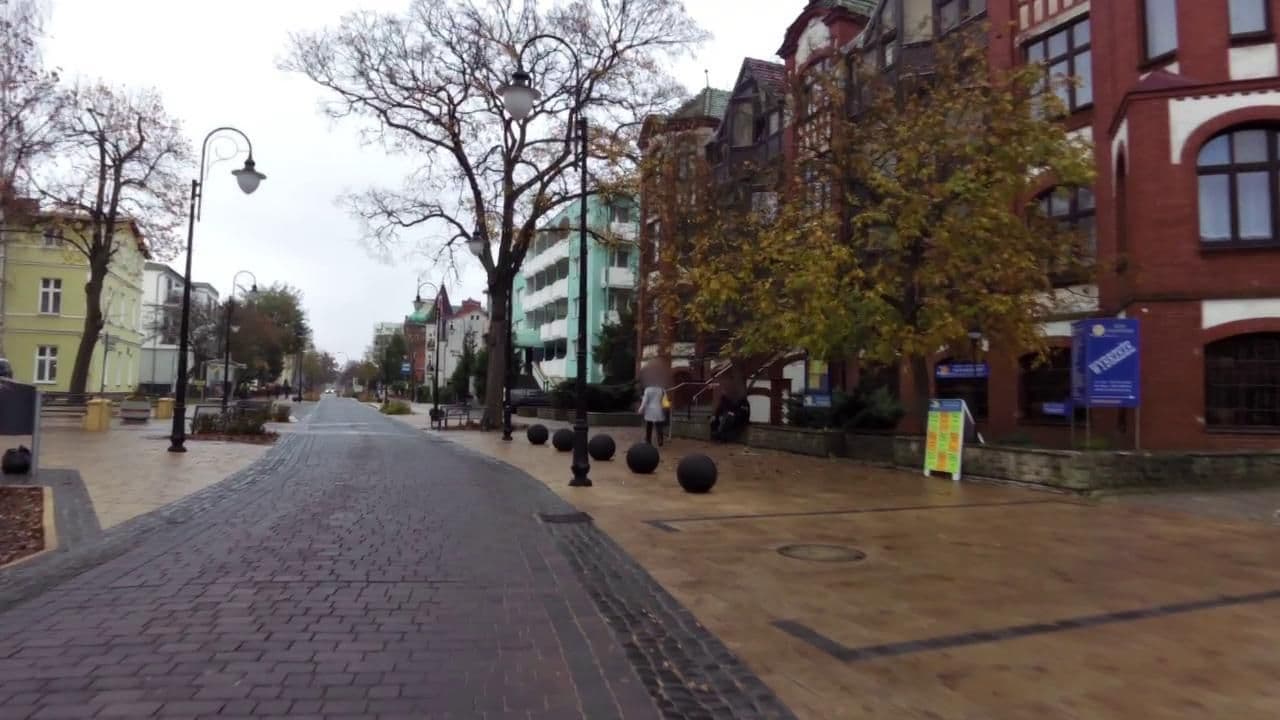 Street view near Sanatorium Bałtyk, Świnoujście — © masterofnoroad (CC BY-SA · Mapillary)