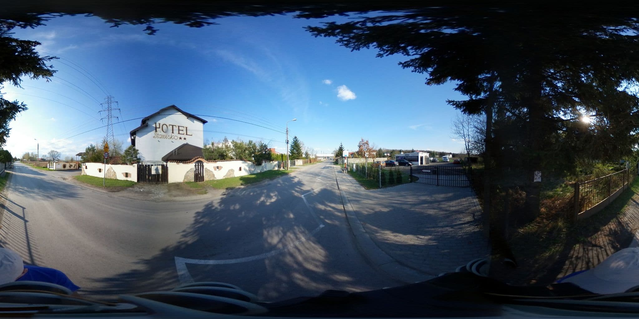 Street view near Stawisko, Stare Babice — © mapminik (CC BY-SA · Mapillary)
