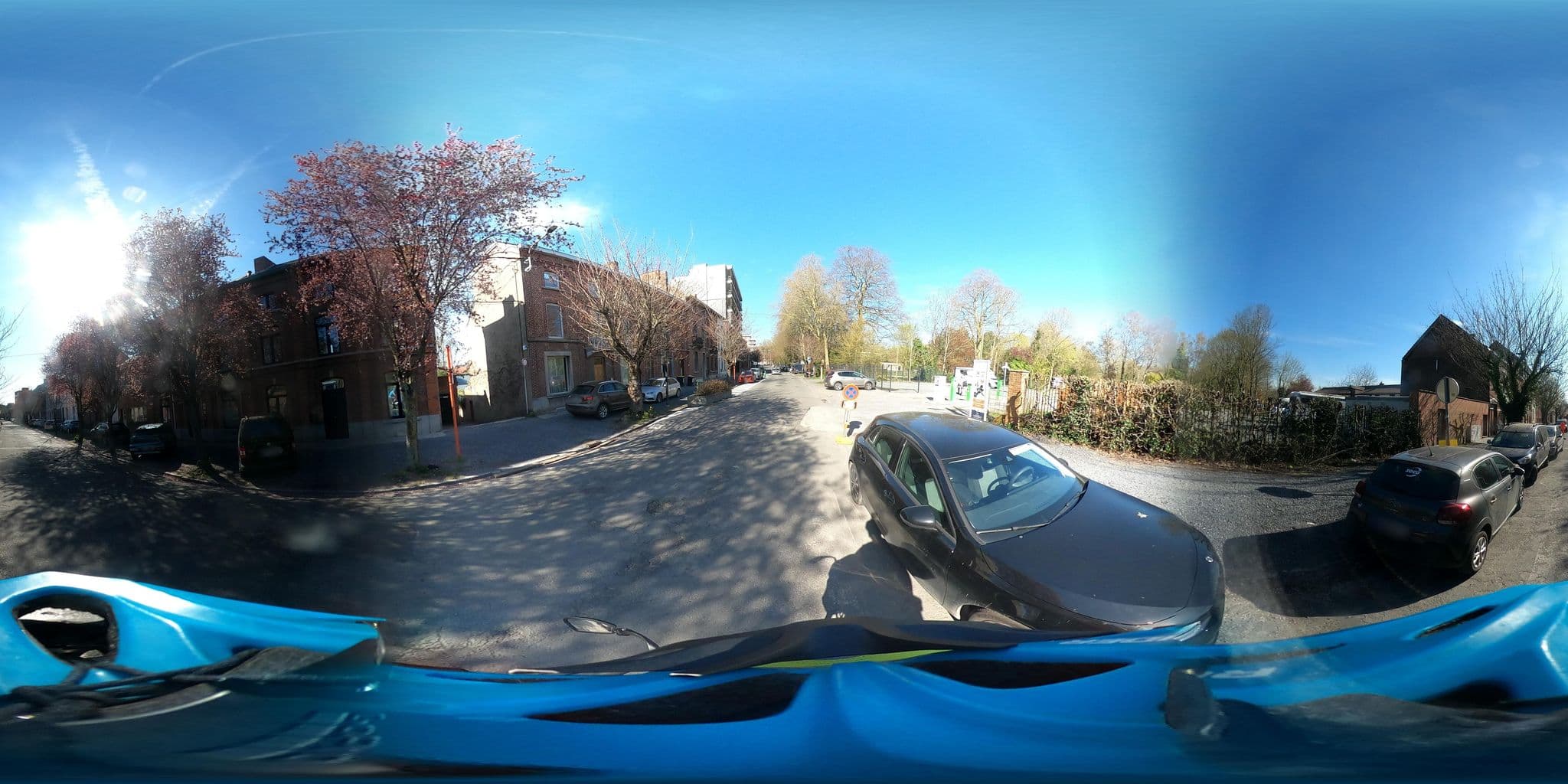 Street view near Aire Camping-Car Mons, Mons — © padididejurbise (CC BY-SA · Mapillary)