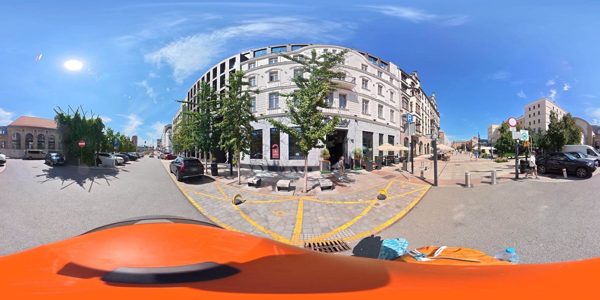 Street view near Diament Plaza, Katowice — © awizonosz (CC BY-SA · Mapillary)