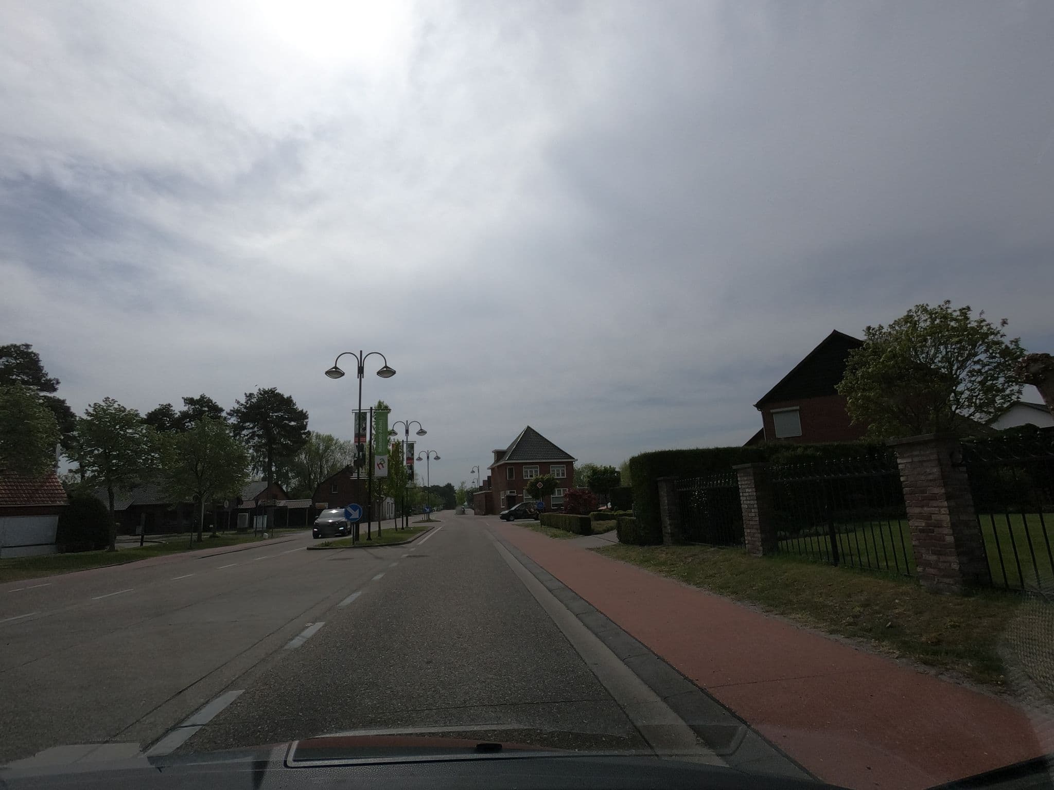 Street view near Hotel-Restaurant "De Zevensprong", Achel — © filipc (CC BY-SA · Mapillary)