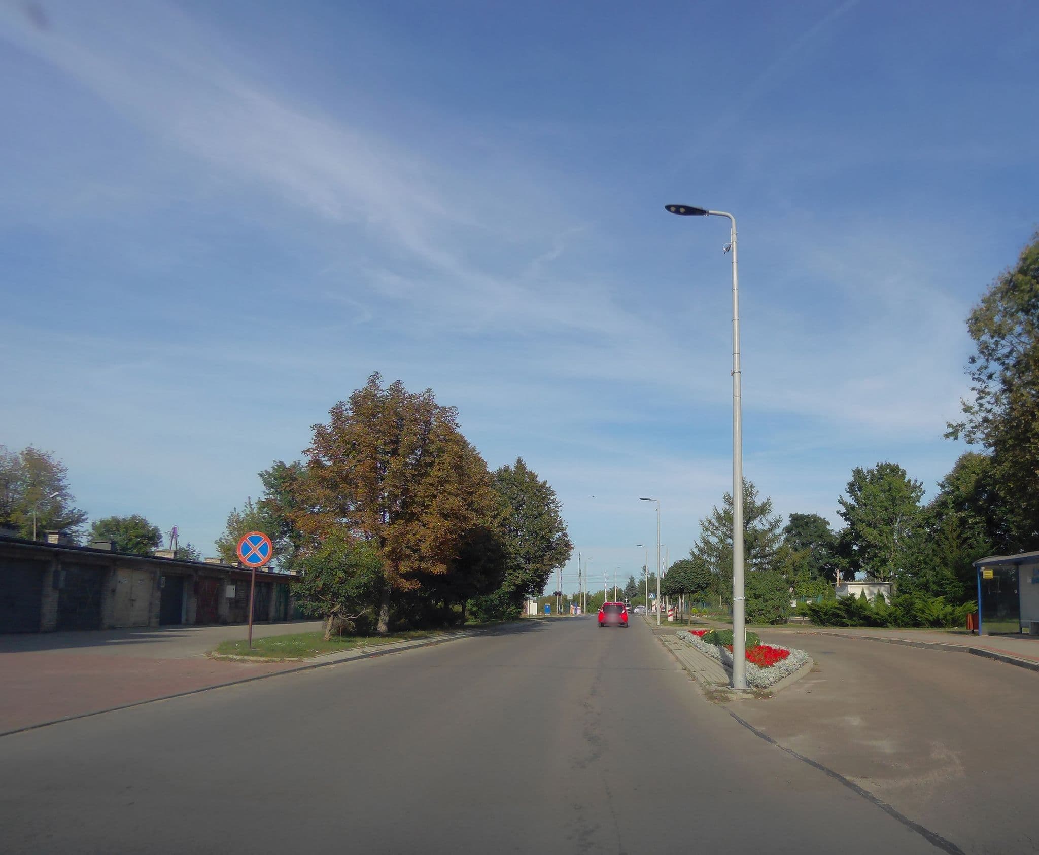 Street view near Hotel "ROMERO", Nowa Sarzyna — © sashabrava (CC BY-SA · Mapillary)