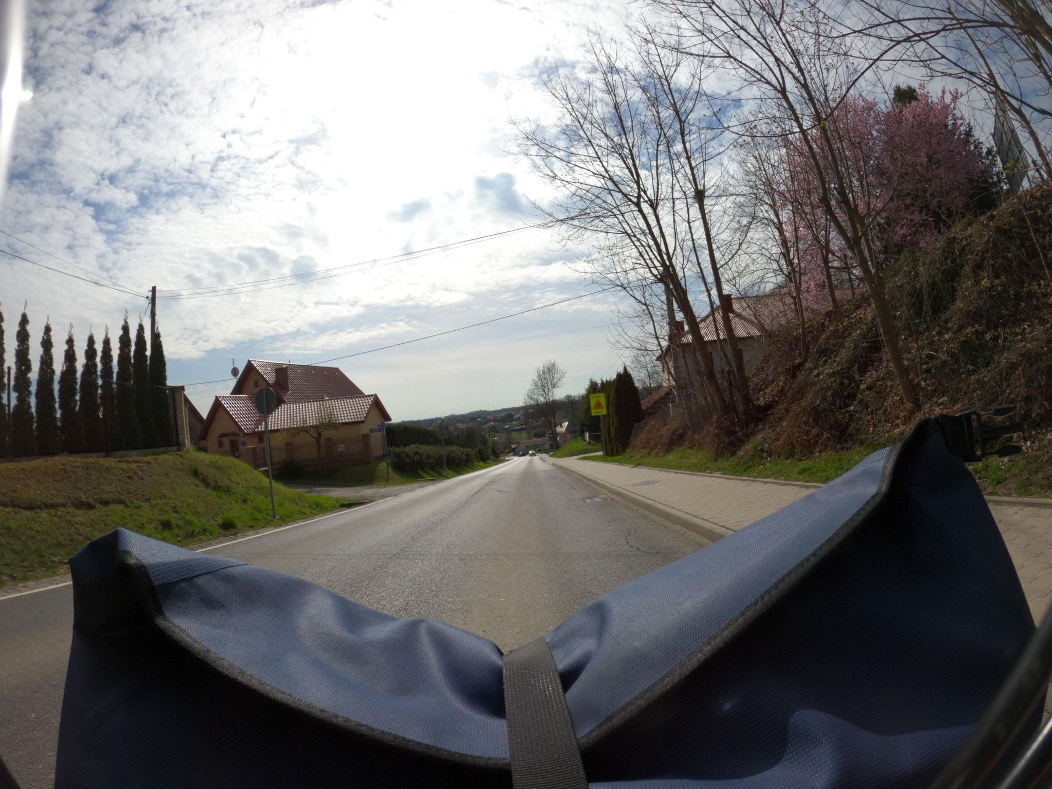 Street view near Dom "Kolping", Bieńczyce — © masterofnoroad (CC BY-SA · Mapillary)