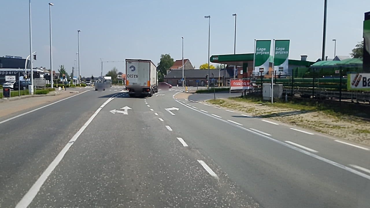 Street view near Otus, Massemen — © filipc (CC BY-SA · Mapillary)