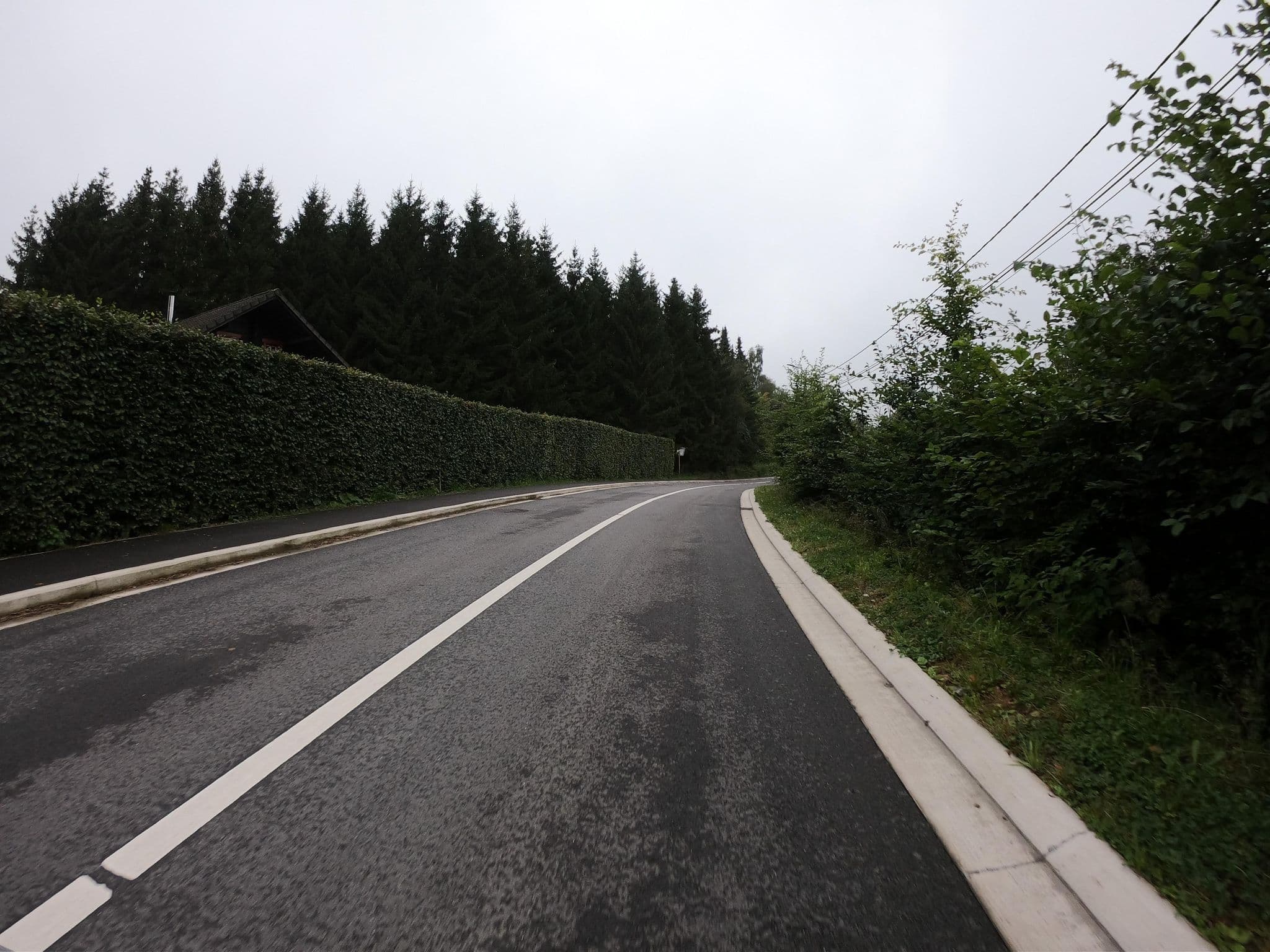 Street view near Chalet Le Morfat, Robertville — © joostjakob (CC BY-SA · Mapillary)