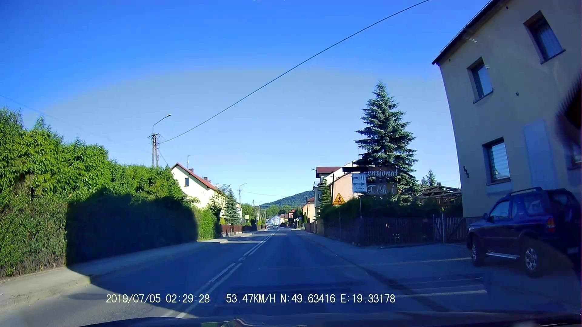 Street view near Pensjonat Tara, Jeleśnia — © maxim752 (CC BY-SA · Mapillary)