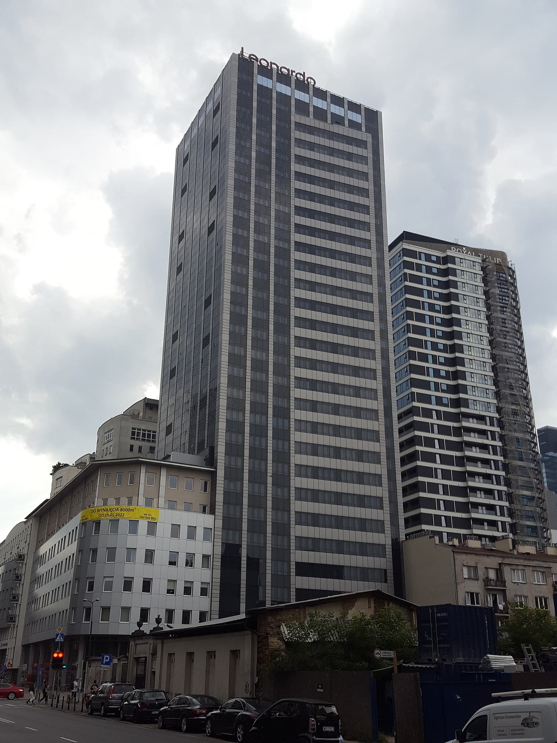 Leonardo Royal Hotel Warsaw (via Wikimedia Commons, CC BY-SA 4.0)