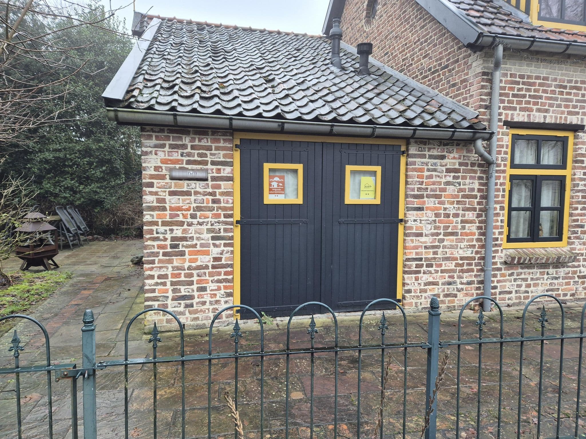 Street view near Heithoeve, Kleine-Brogel — © dentonny (CC BY-SA · Mapillary)