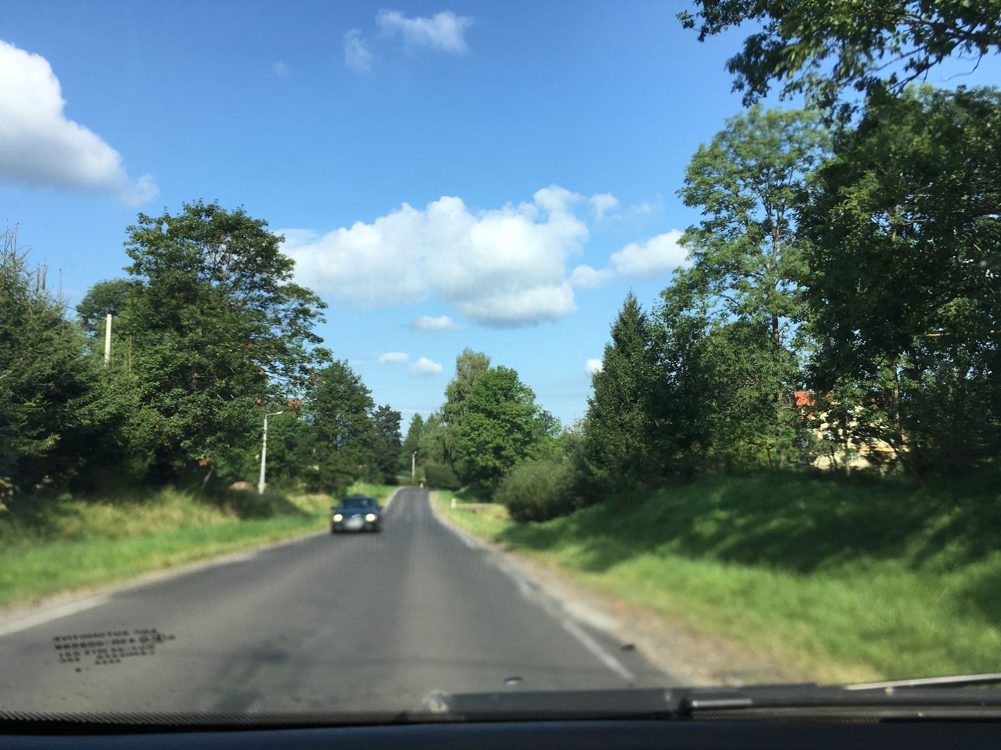 Street view near Momo, Ustrzyki Dolne — © szurek (CC BY-SA · Mapillary)