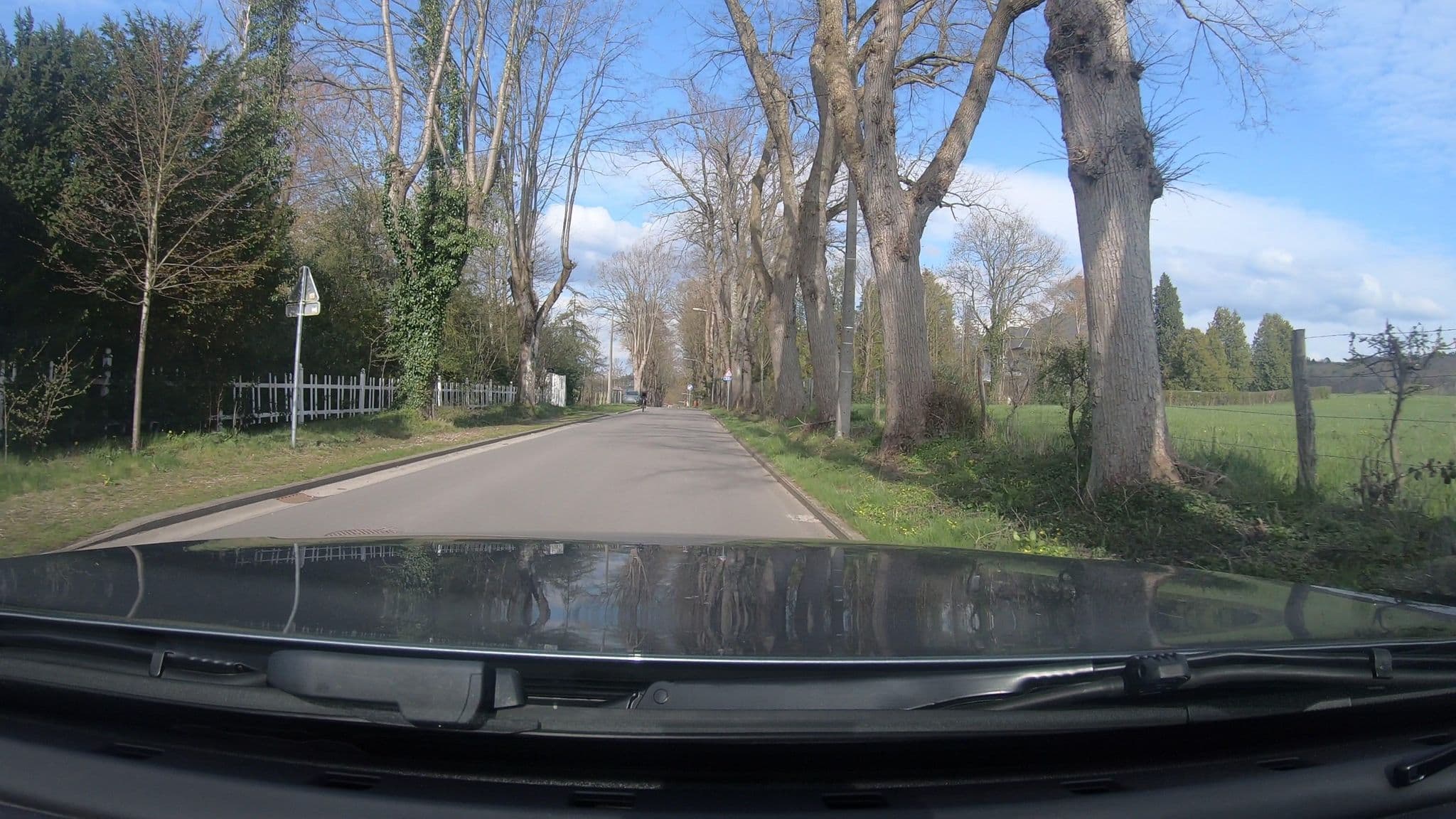 Street view near Villa Bel Air, Spa — © vinisa (CC BY-SA · Mapillary)