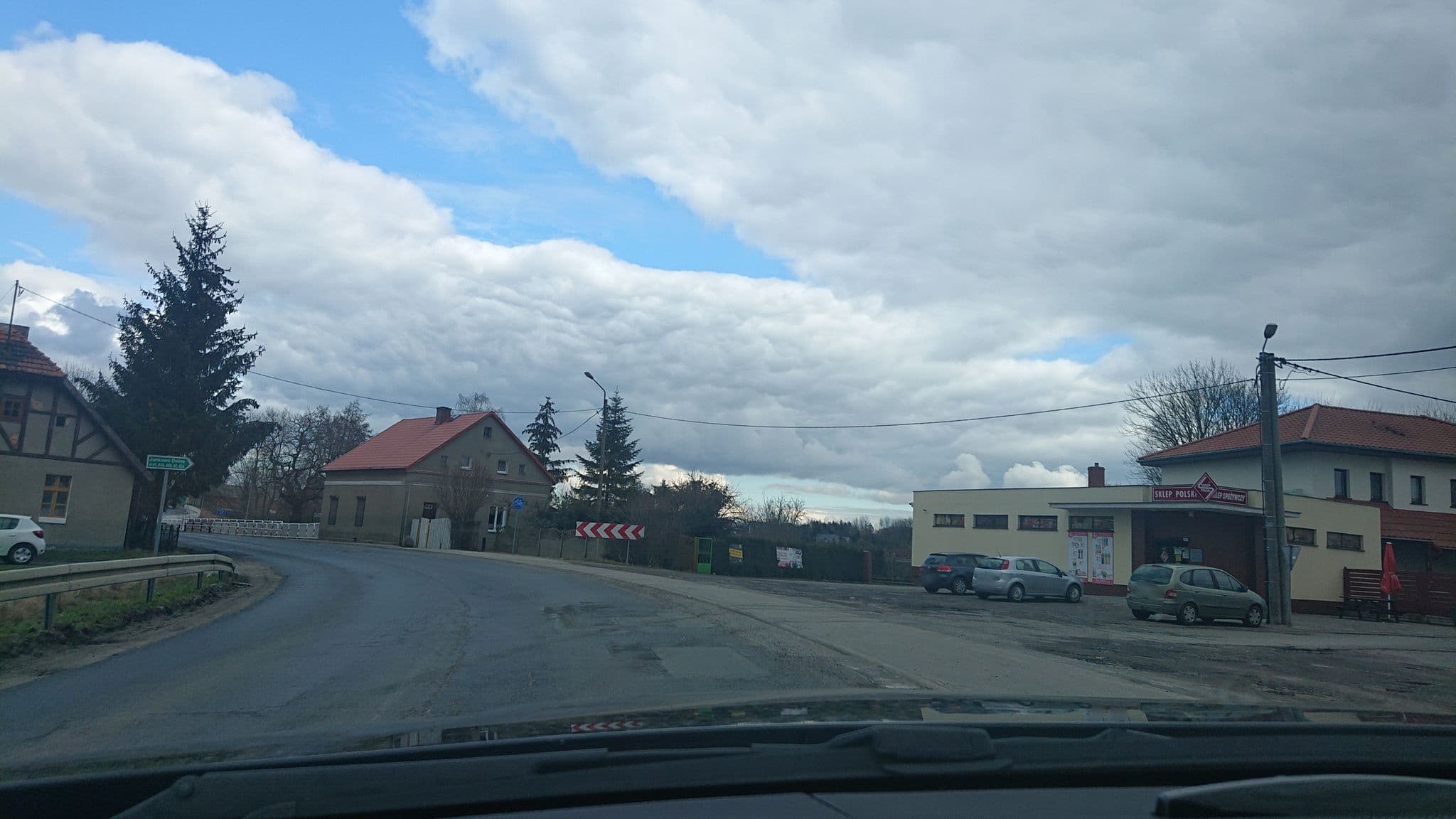 Street view near Gościniec w dolinie, Gniezno — © and987 (CC BY-SA · Mapillary)