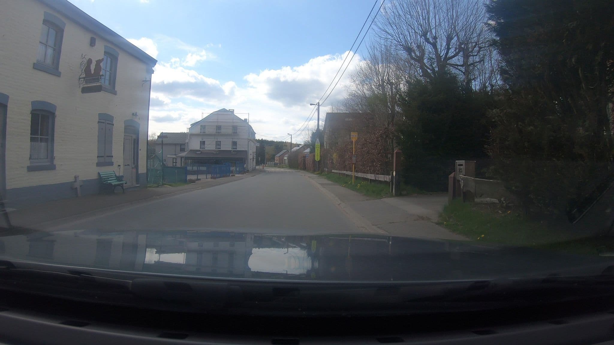 Street view near Le Randonneur, Francorchamps — © vinisa (CC BY-SA · Mapillary)