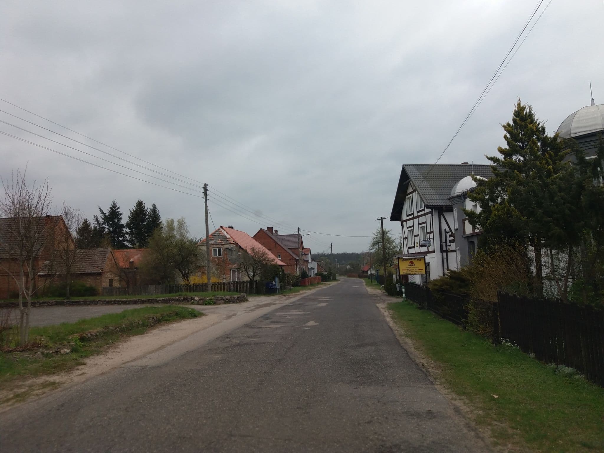 Street view near Agro, Bierzwnik — © czadzik (CC BY-SA · Mapillary)