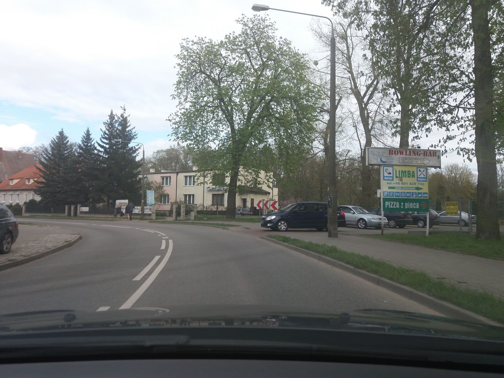 Street view near Limba, Barlinek — © czadzik (CC BY-SA · Mapillary)