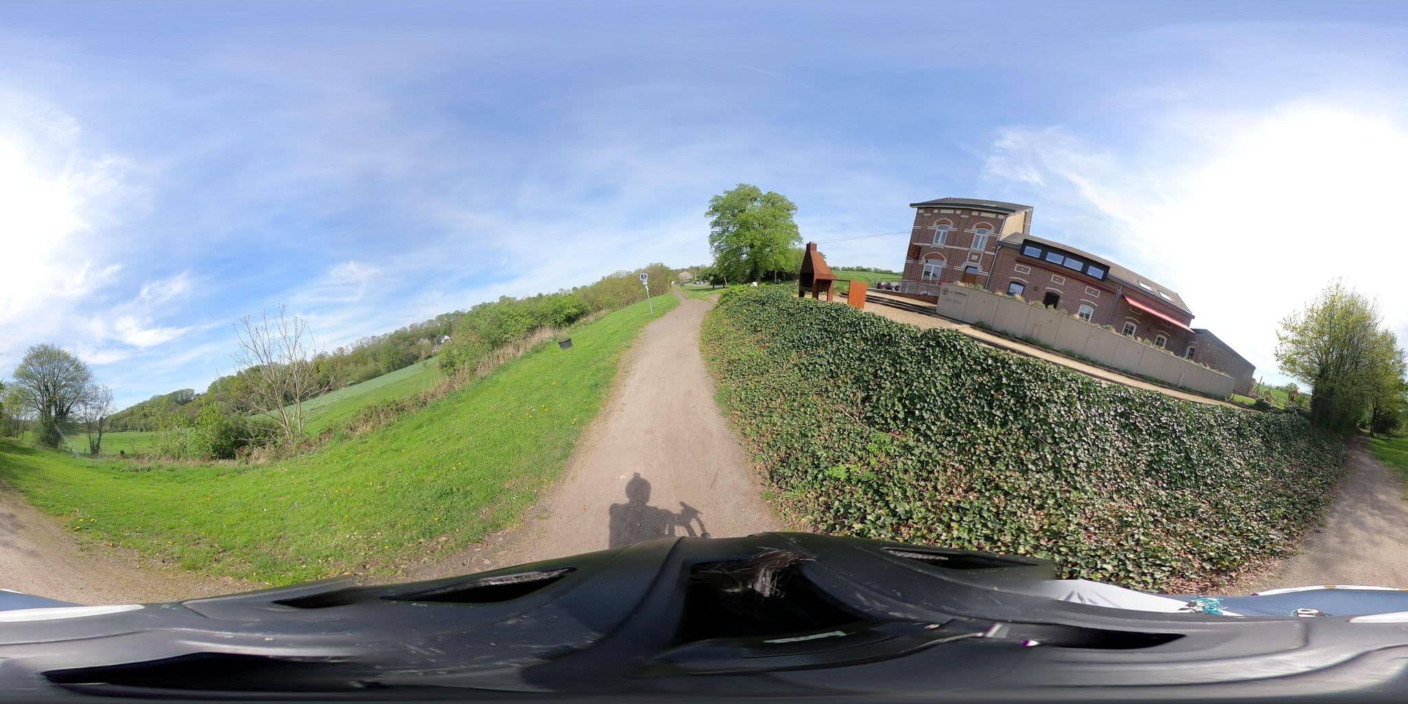 Street view near Le Terminus, Dalhem — © ledantec (CC BY-SA · Mapillary)