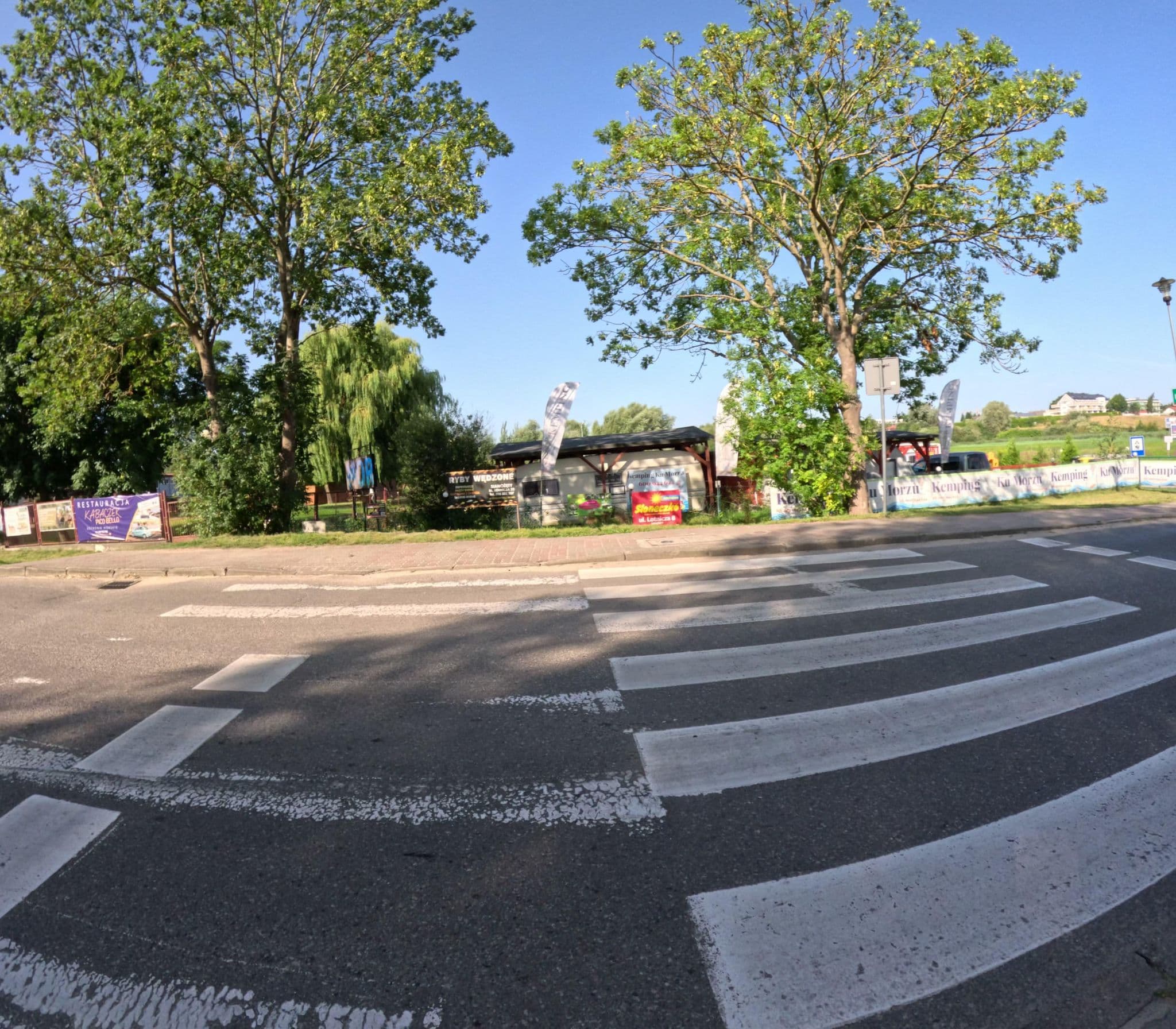 Street view near O.W. Raj, Ustronie Morskie — © krzyk (CC BY-SA · Mapillary)